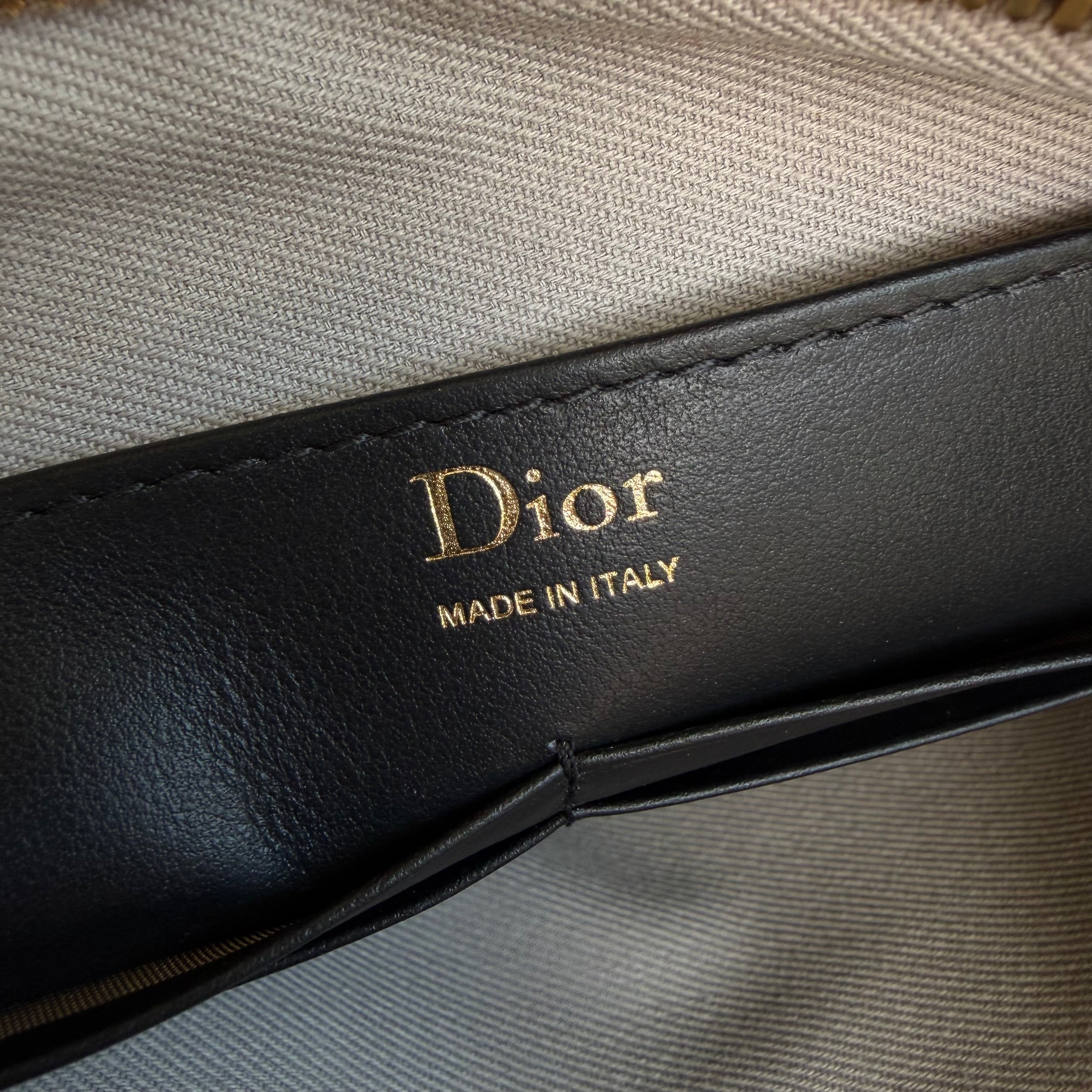Dior Pochette triangolare A5