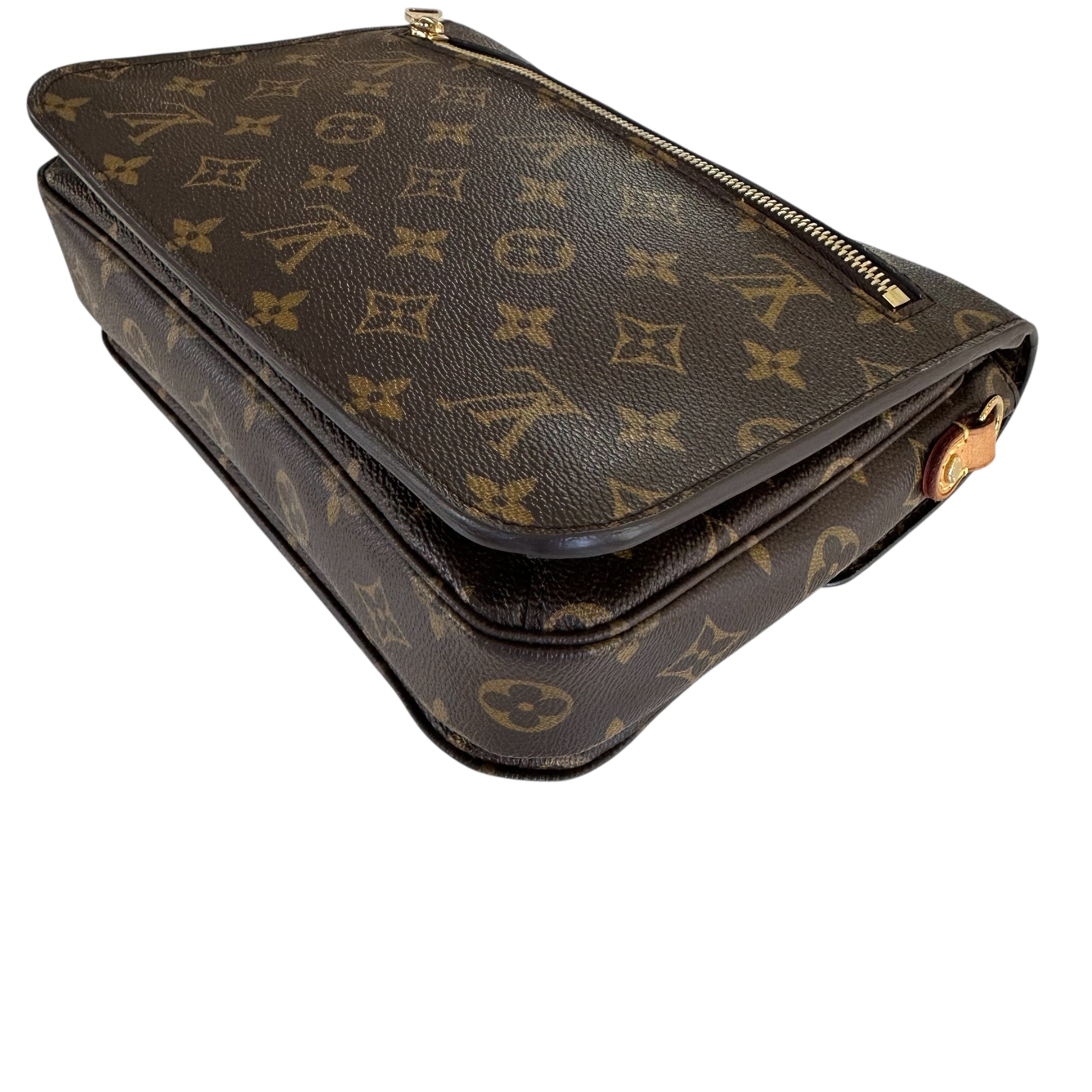 Louis Vuitton Pochette Metis