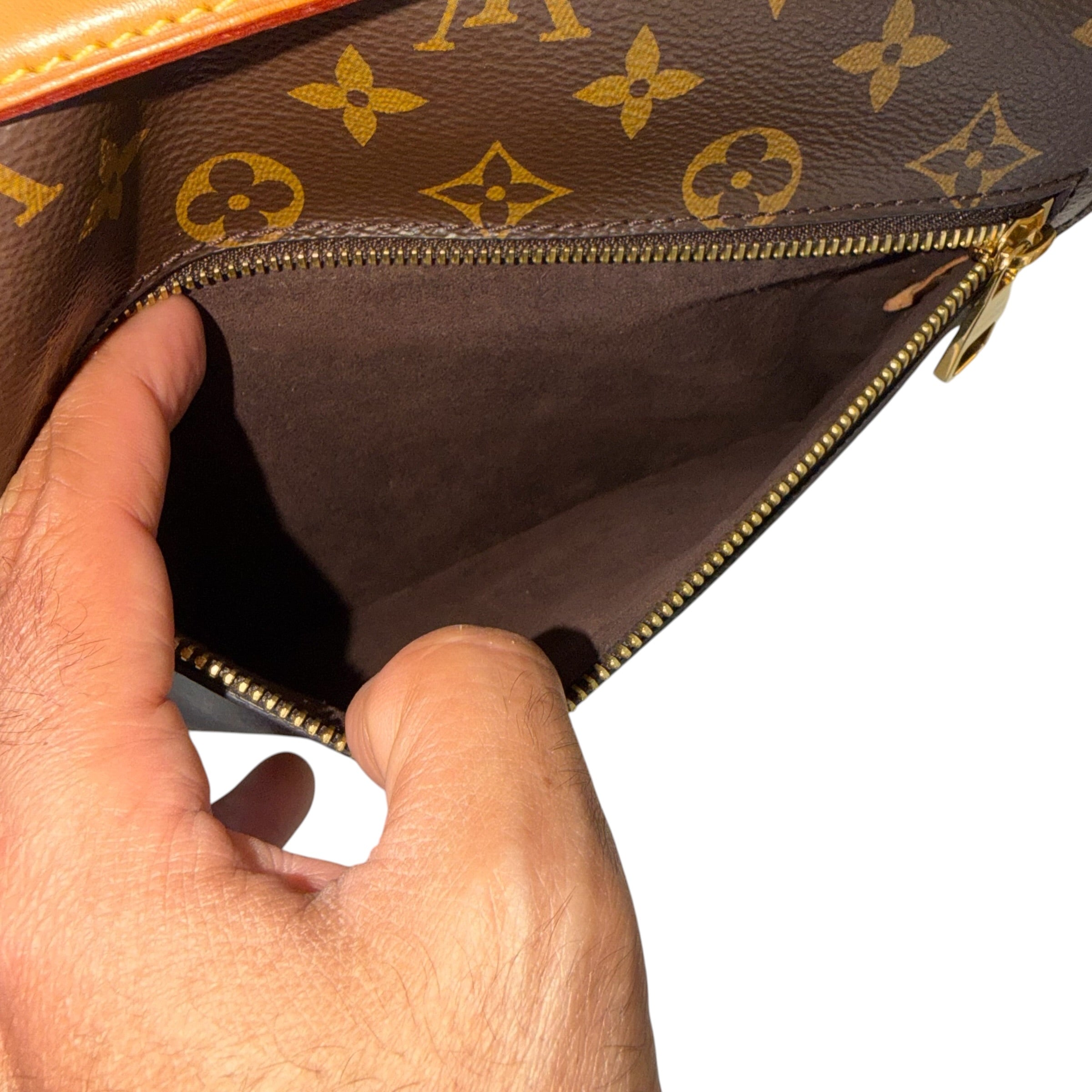 Louis Vuitton Pochette Metis