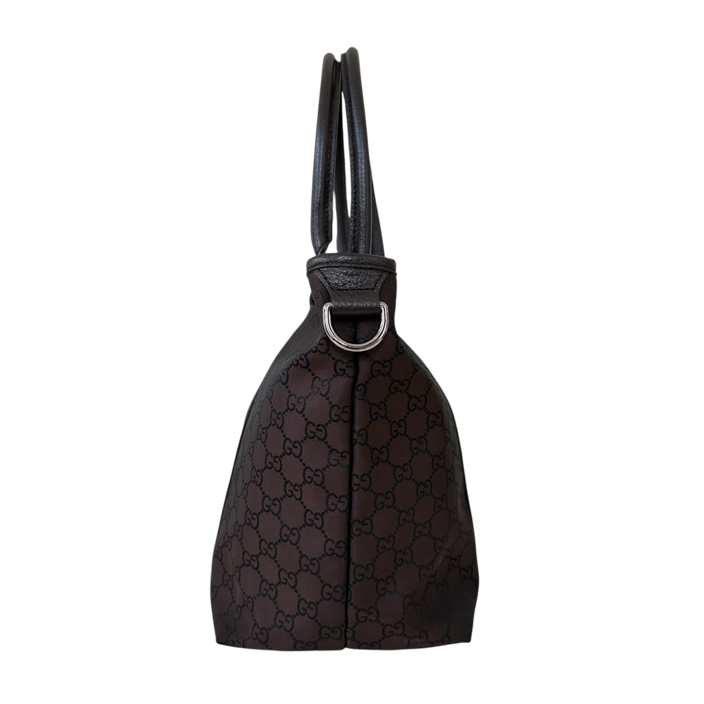 Gucci borsa shopping in nylon GG