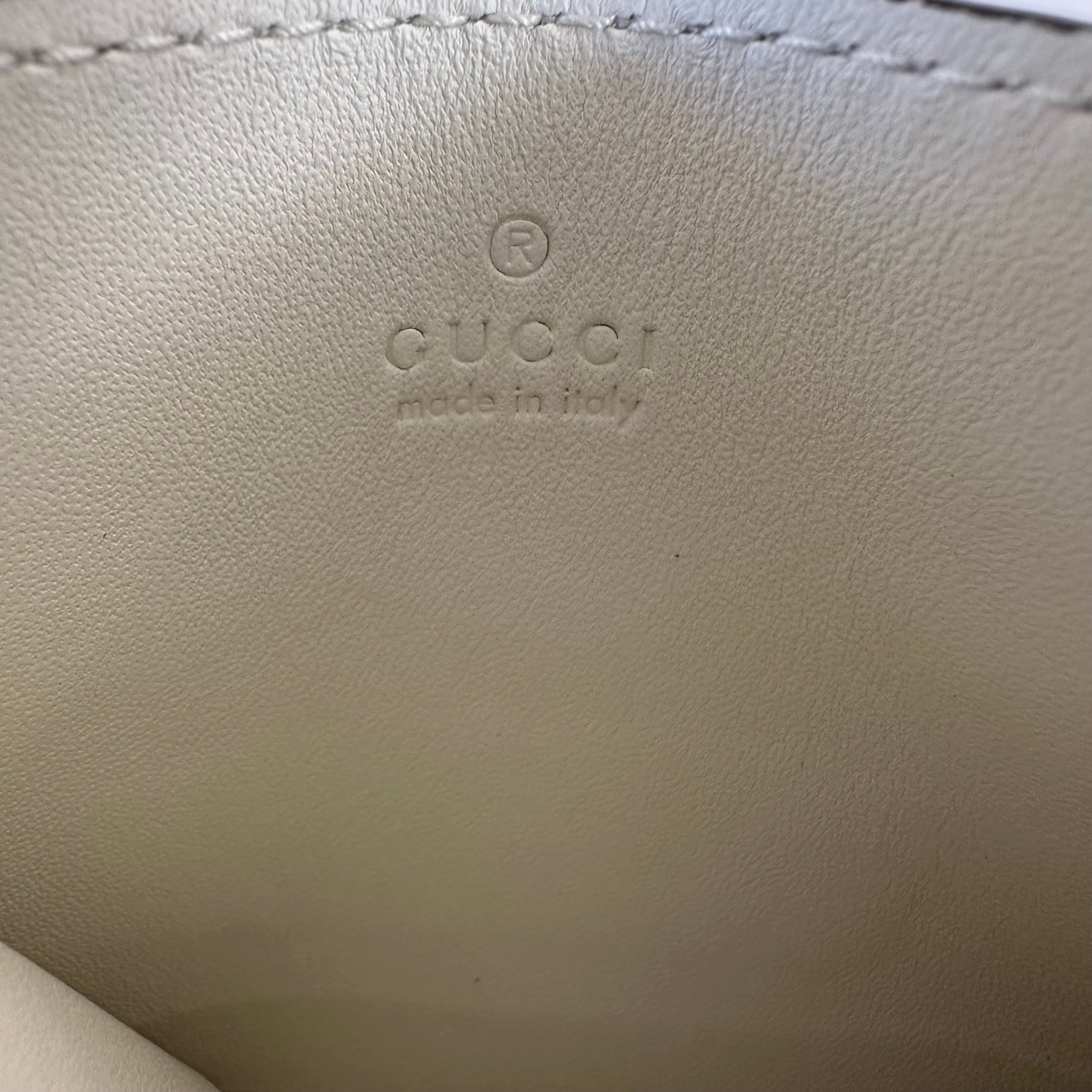 Gucci portacarte GG Emblem con cinturino