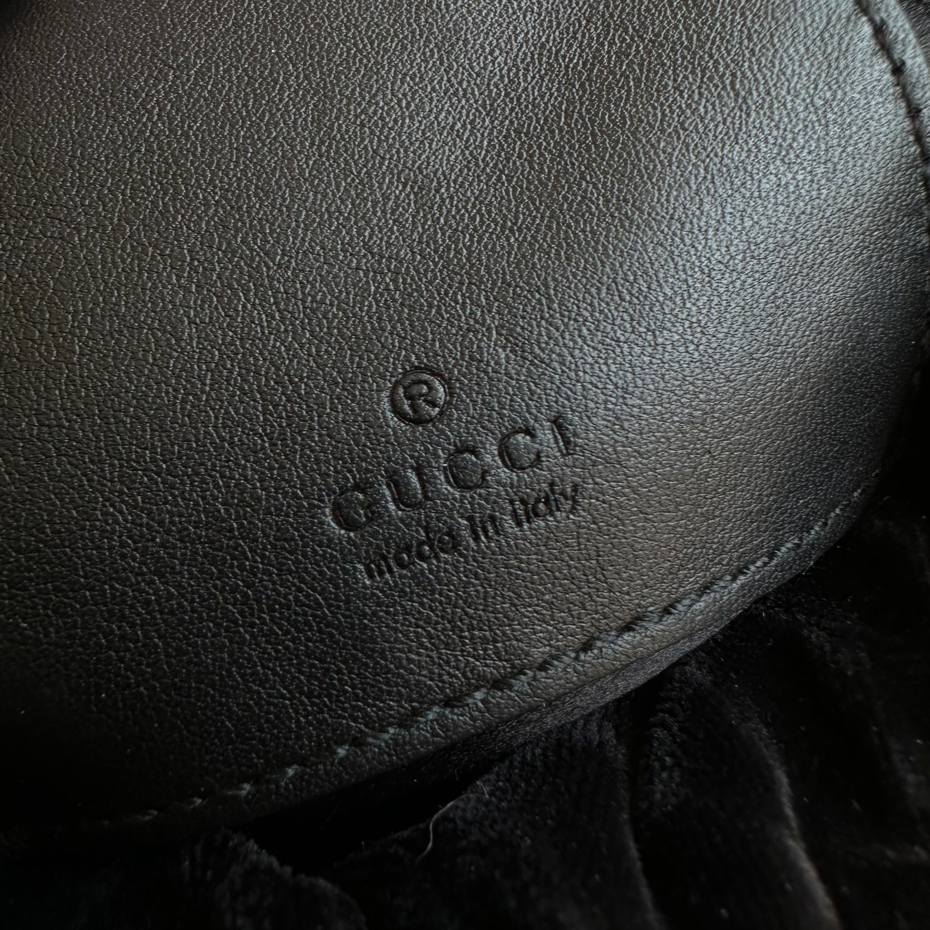 Gucci mini borsa a secchiello GG Marmont
