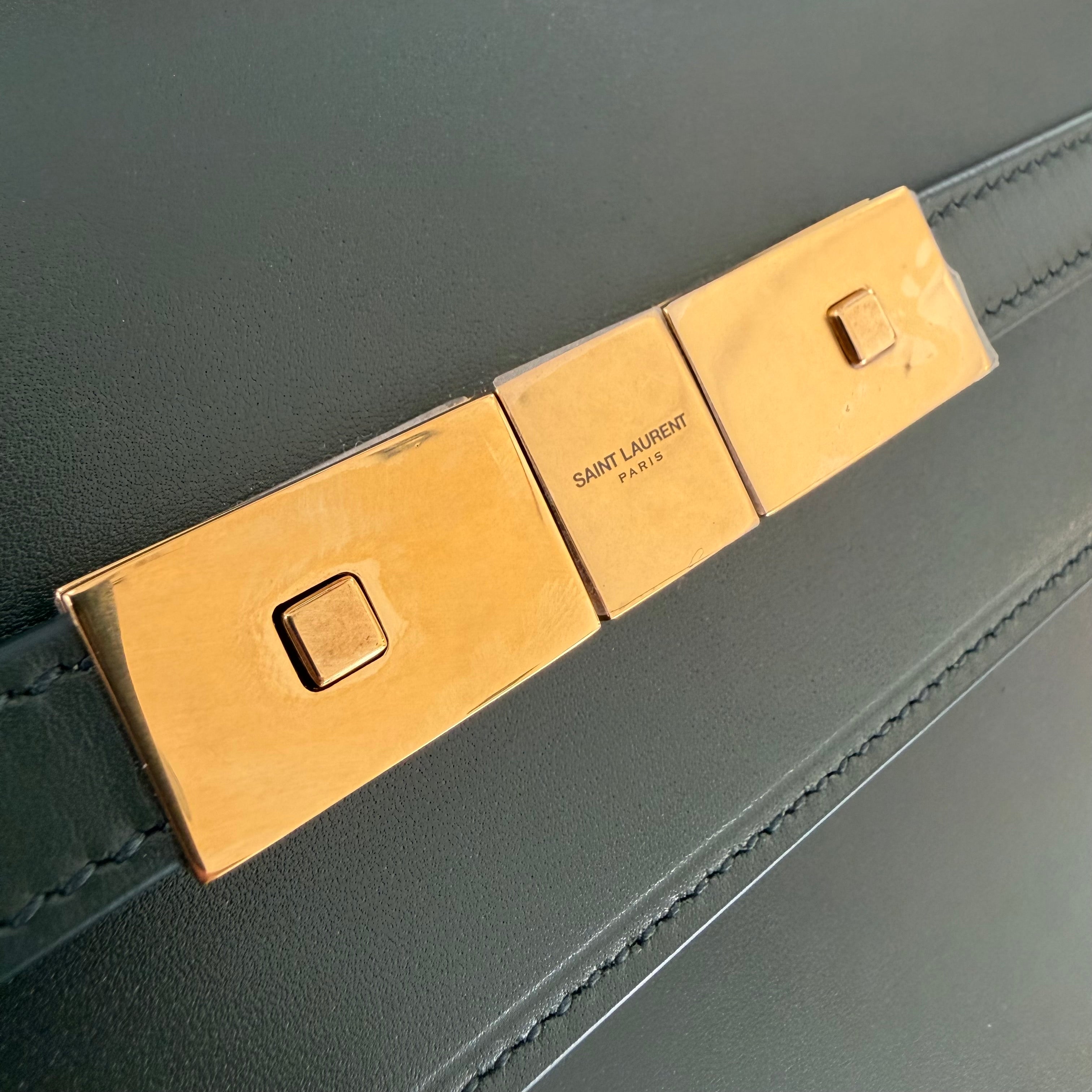 Saint Laurent borsa Manhattan media