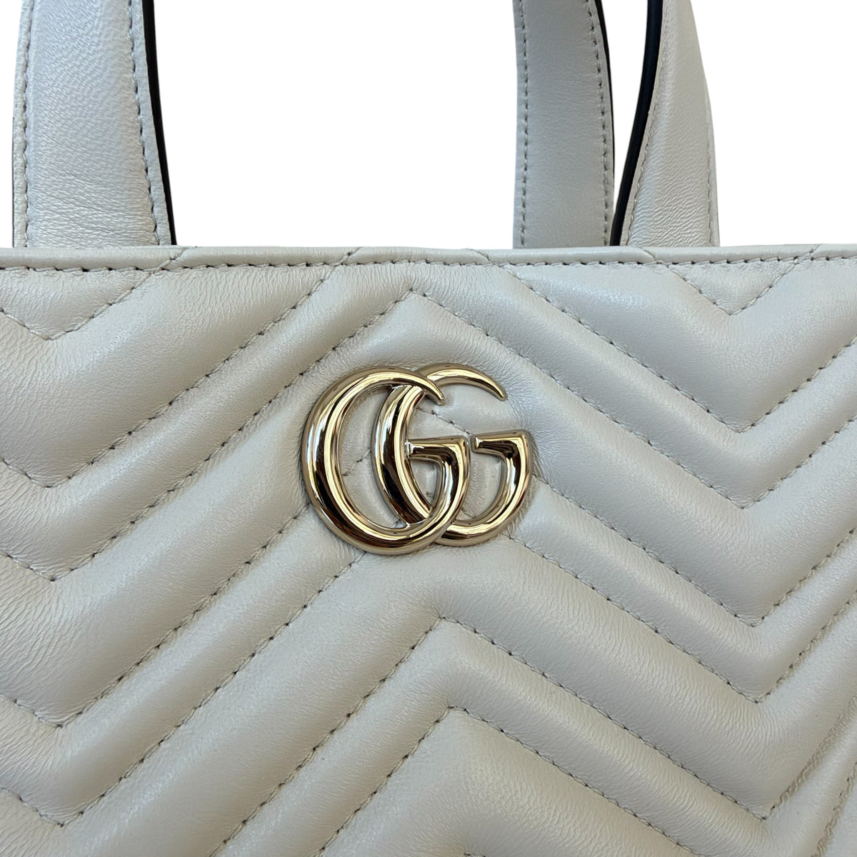 Gucci borsa shopping o secchiello Marmont