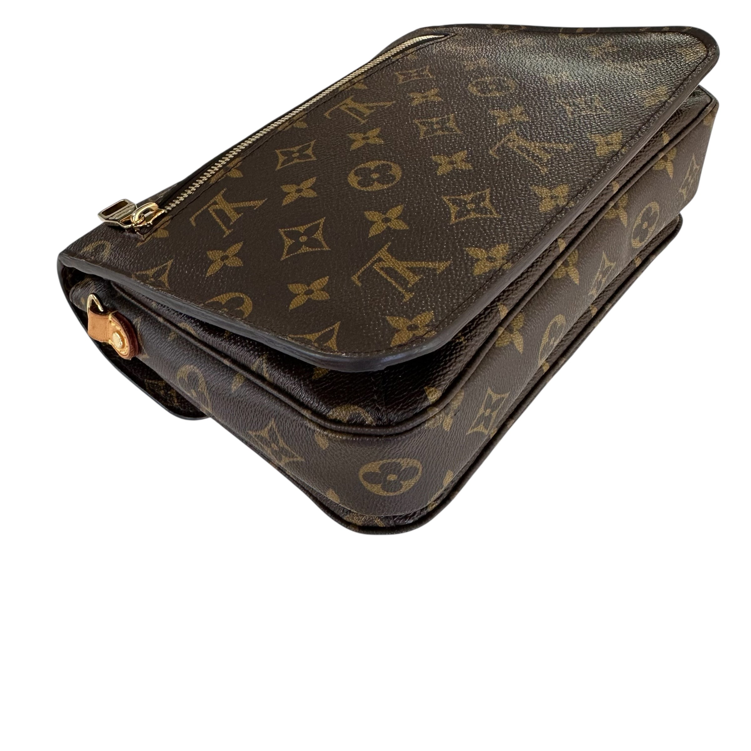 Louis Vuitton Pochette Metis