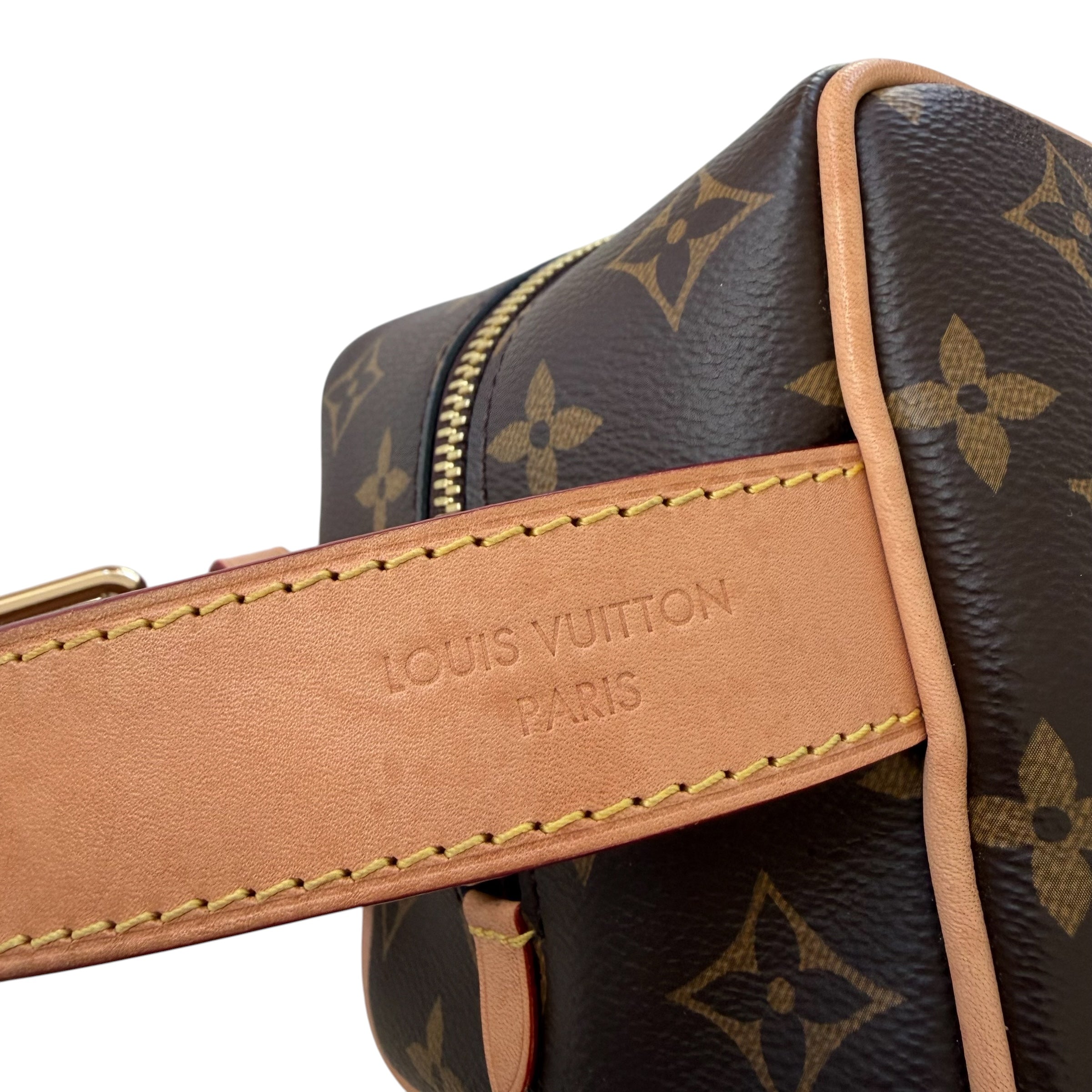 Louis Vuitton Trousse Toilette Locker Dopp Kit