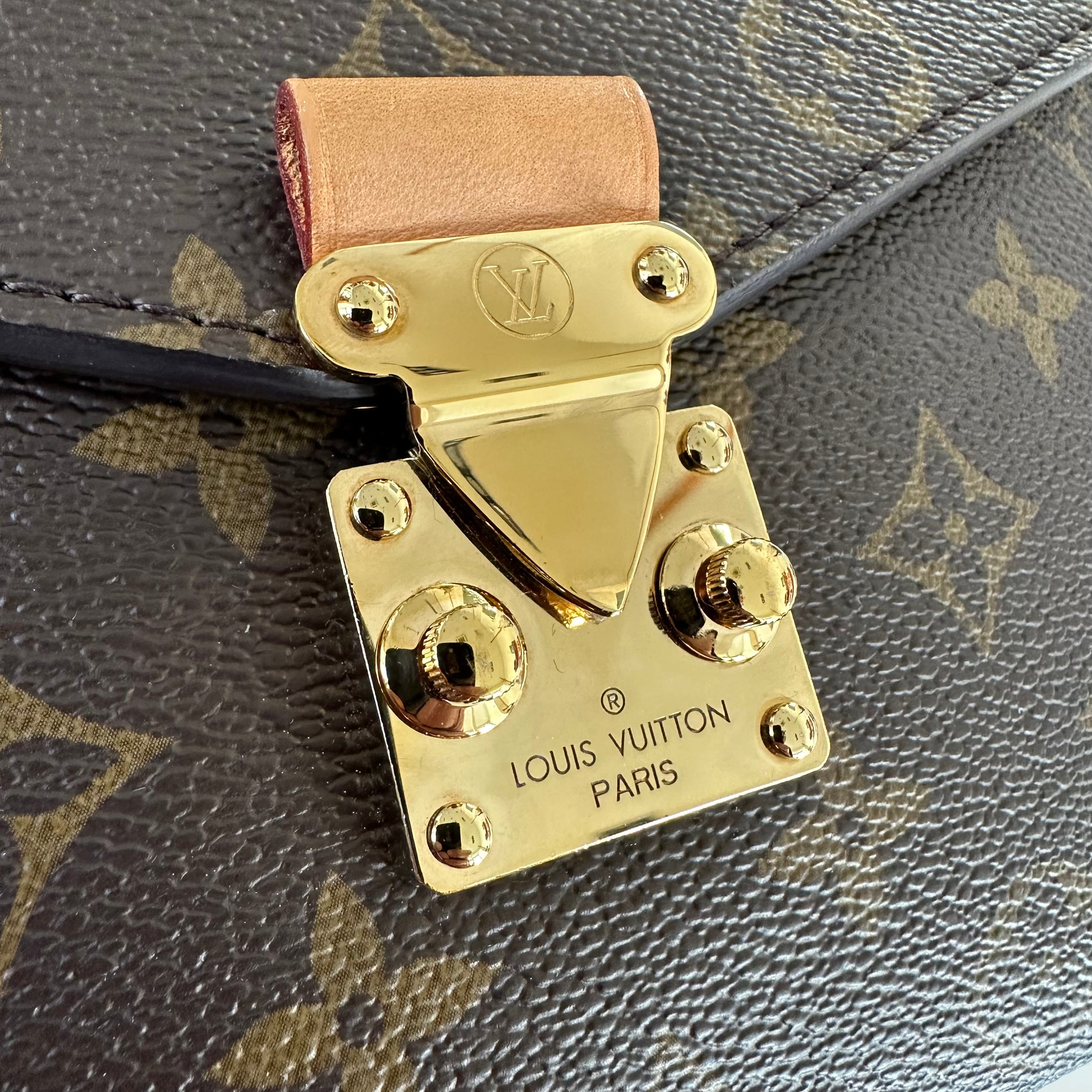Louis Vuitton Pochette Metis