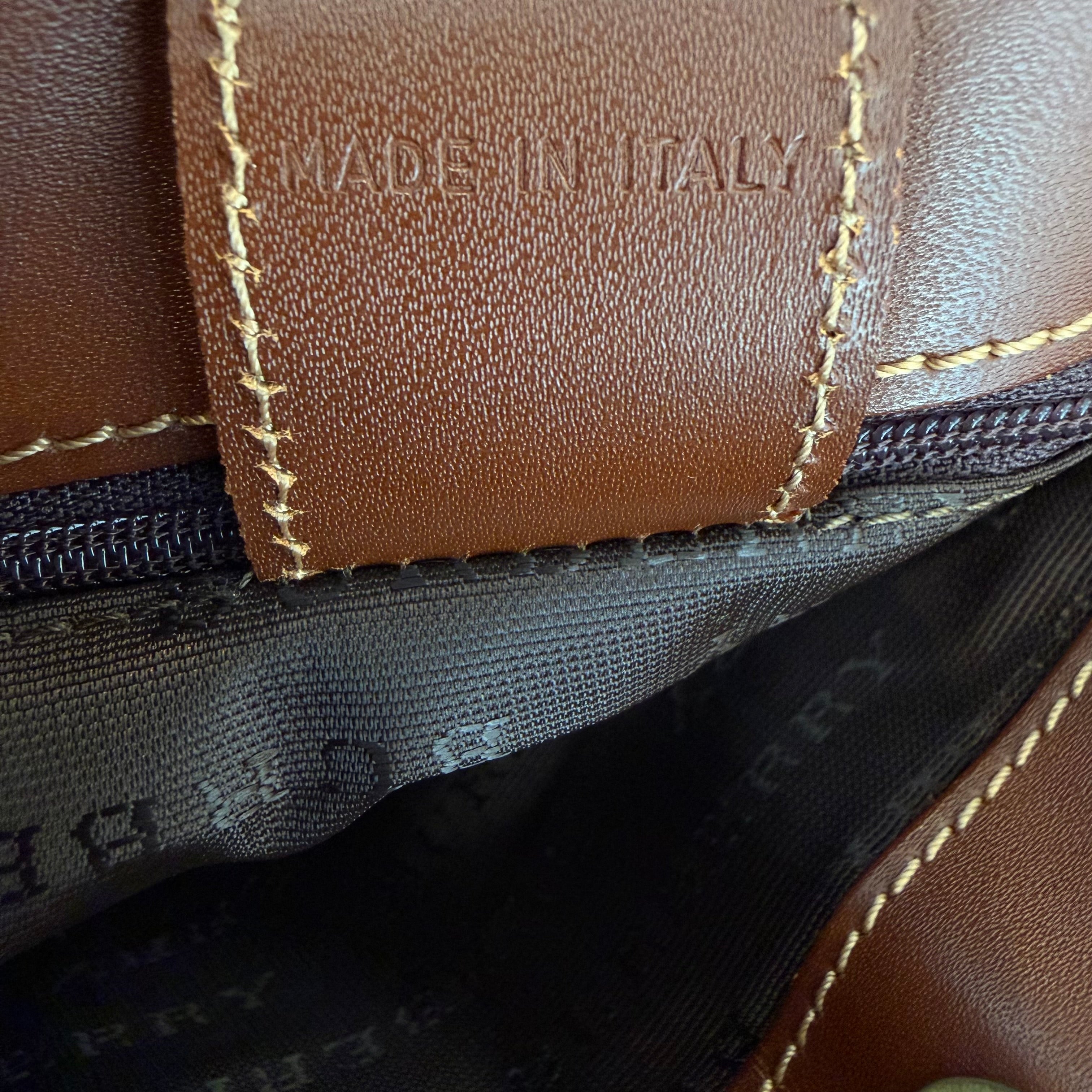 Burberry mini shopper vintage