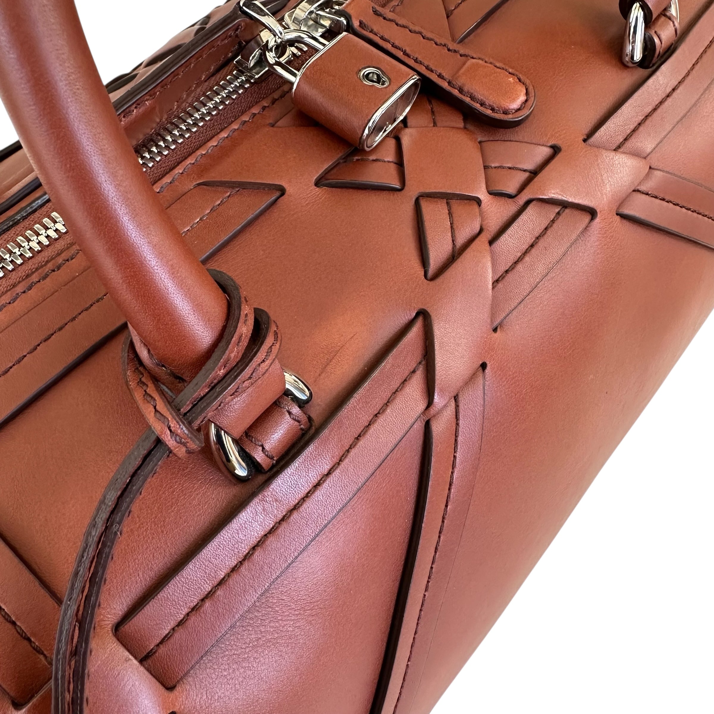 Dior borsa a mano cilindrica