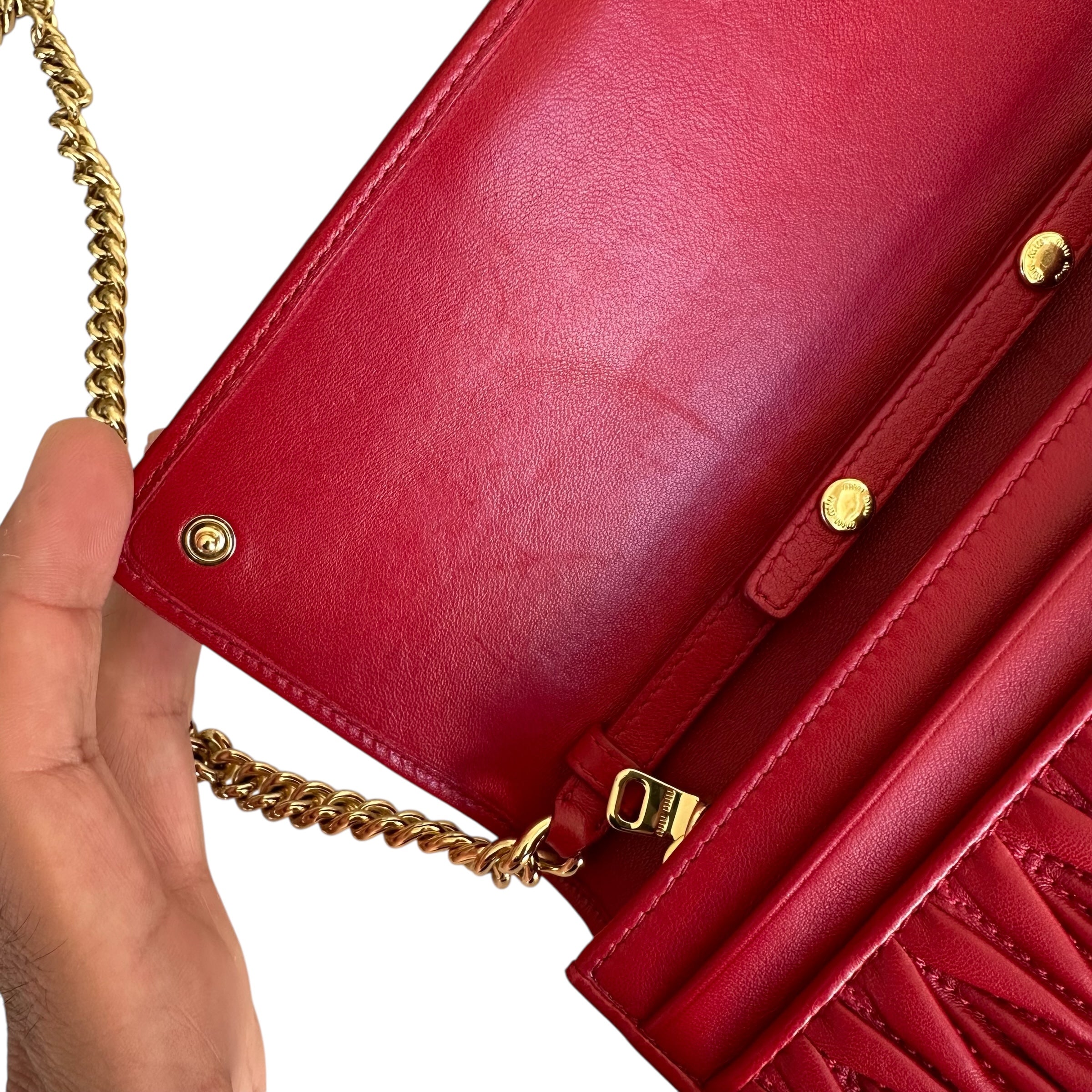 Miu Miu portafoglio con catena