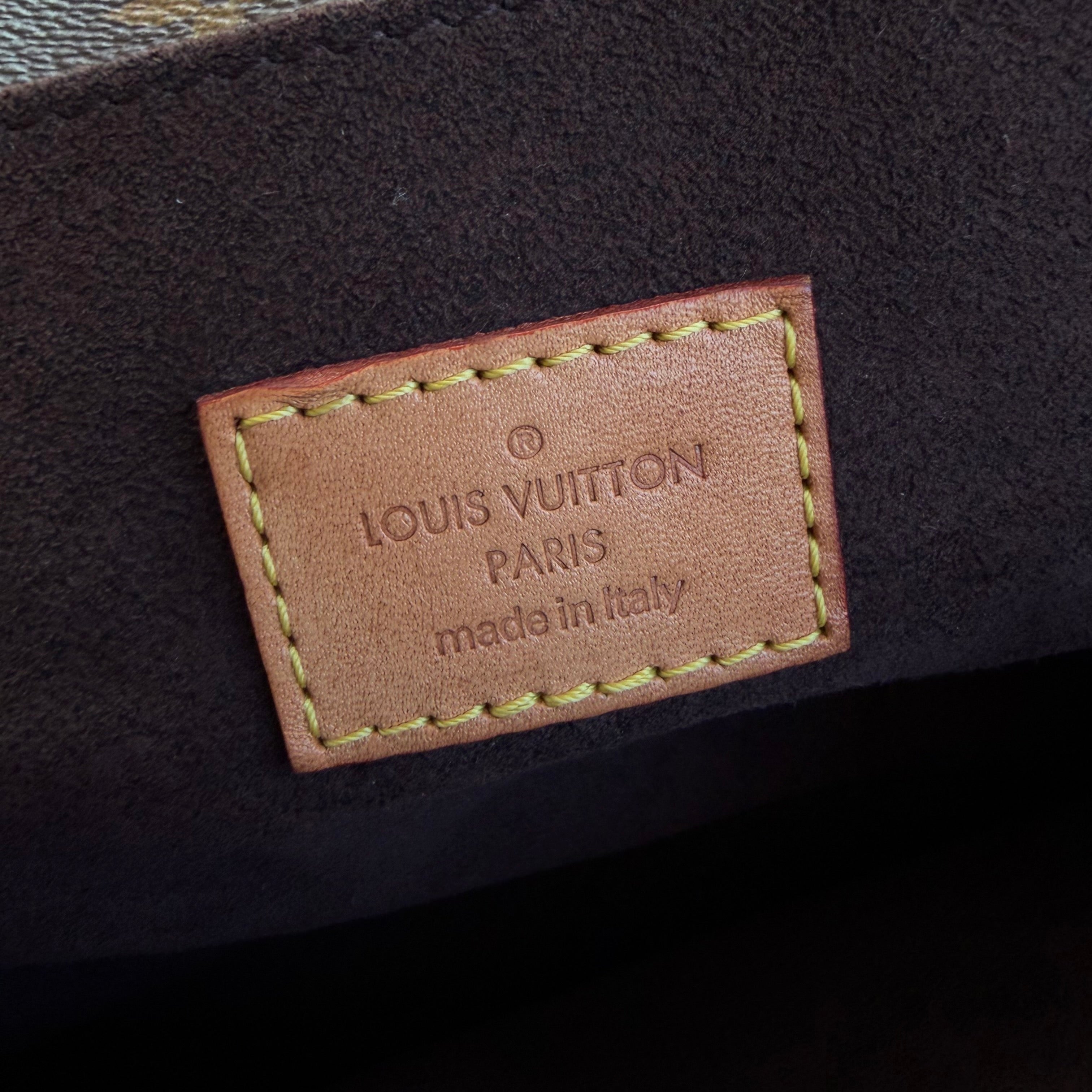Louis Vuitton Pochette Metis