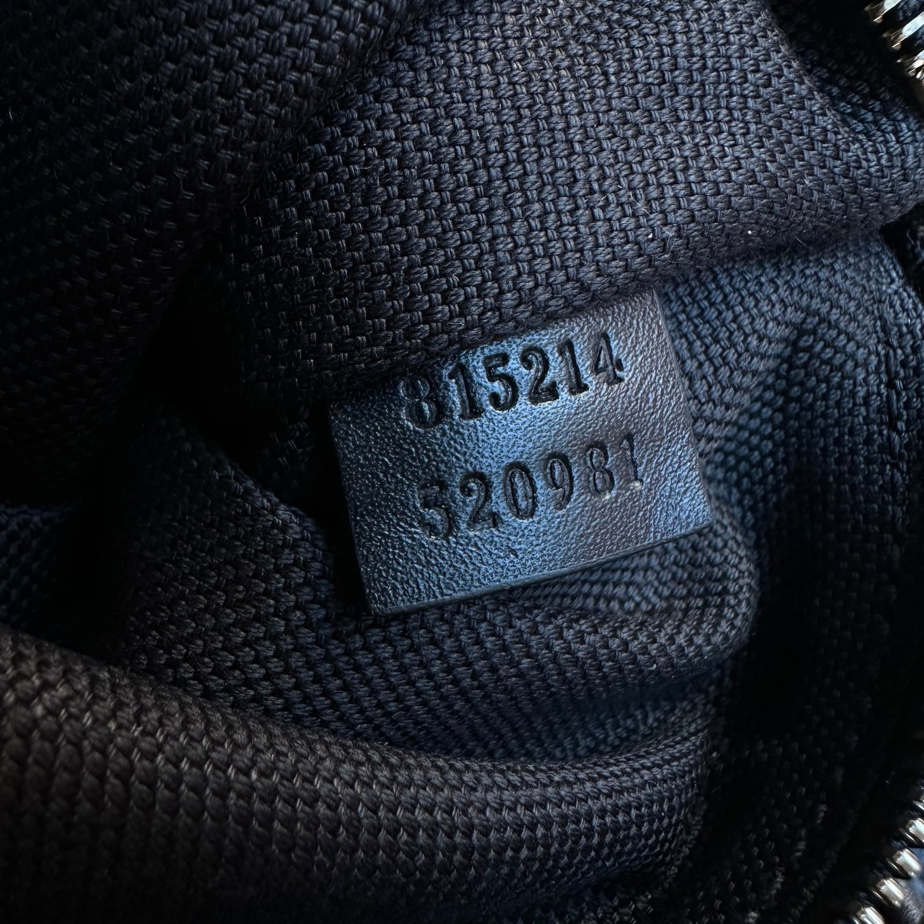 Gucci borsa shopping GG Emblem