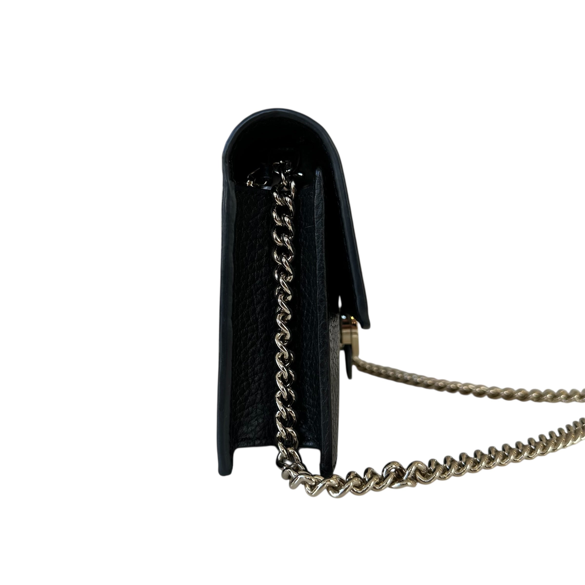 Gucci portafoglio con catena Interlocking