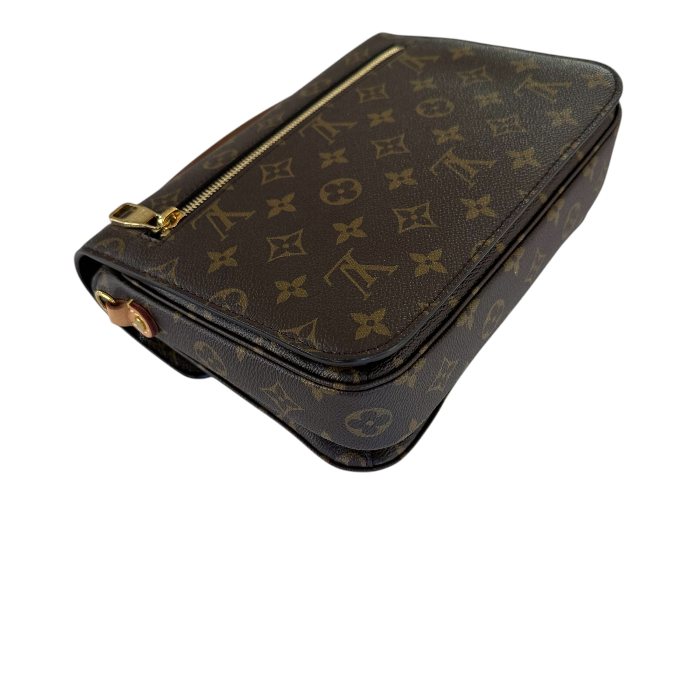 Louis Vuitton Pochette Metis
