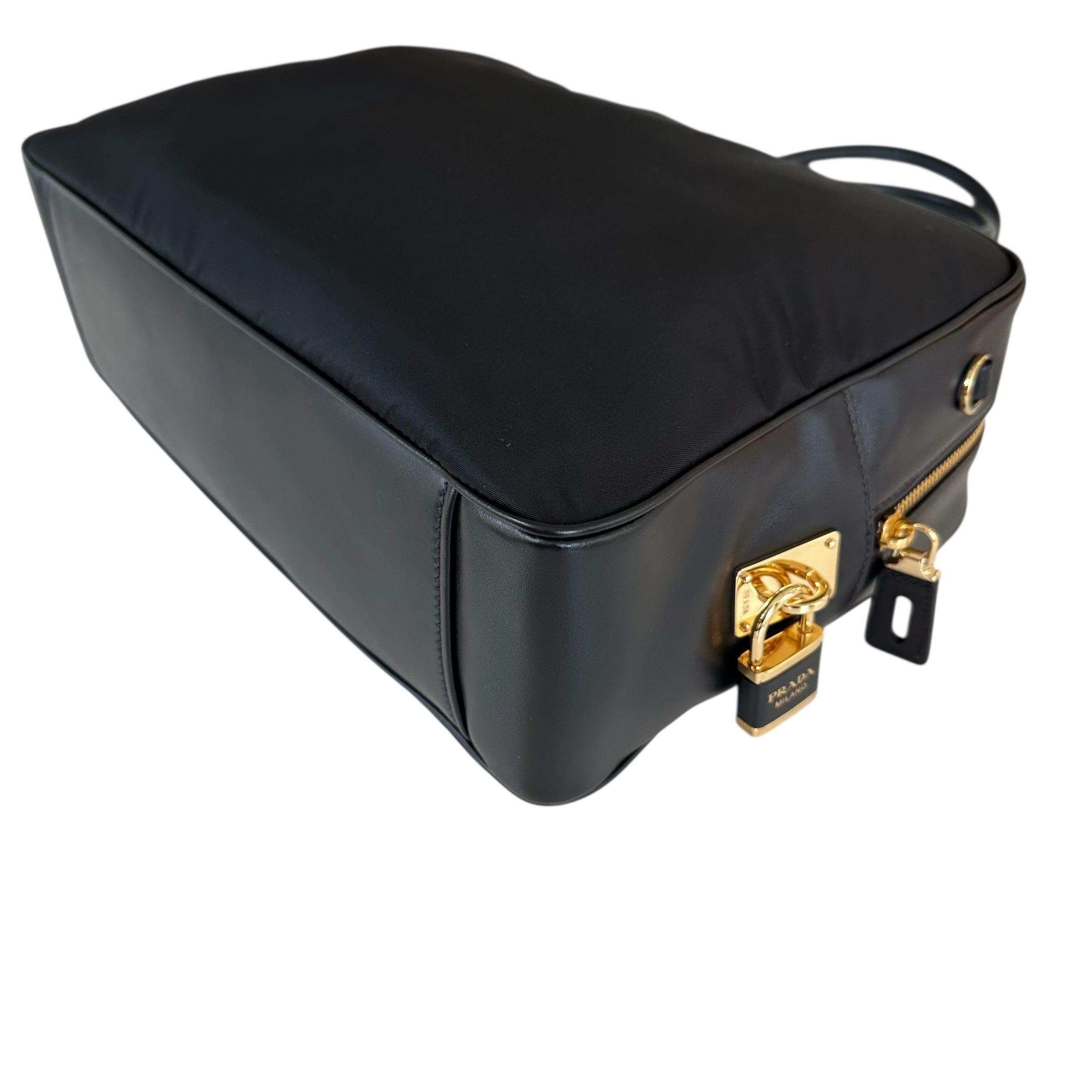 Prada borsa Bauletto large in Re-Nylon