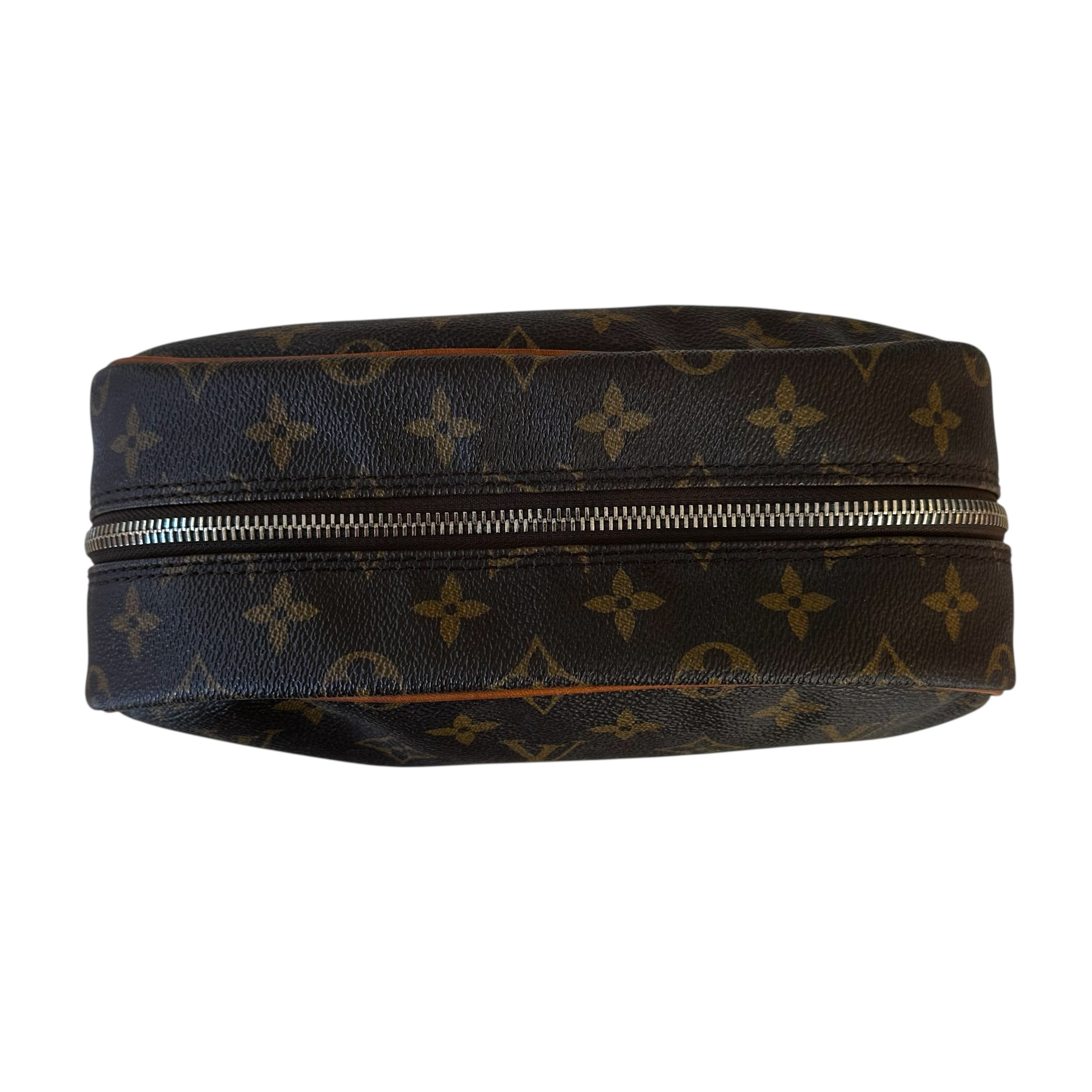 Louis Vuitton Trousse Toilette 25