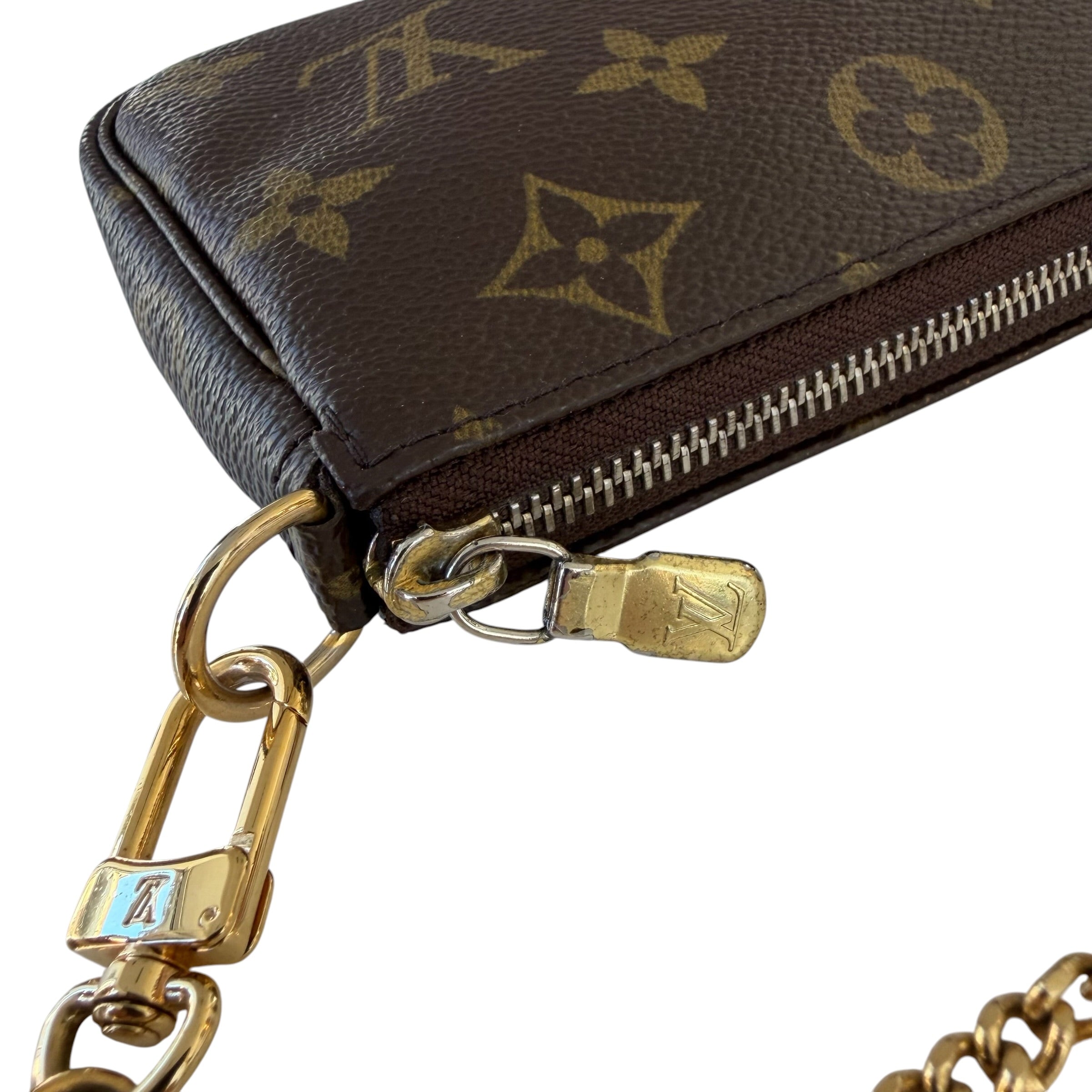 Louis Vuitton Mini Pochette Accessoires