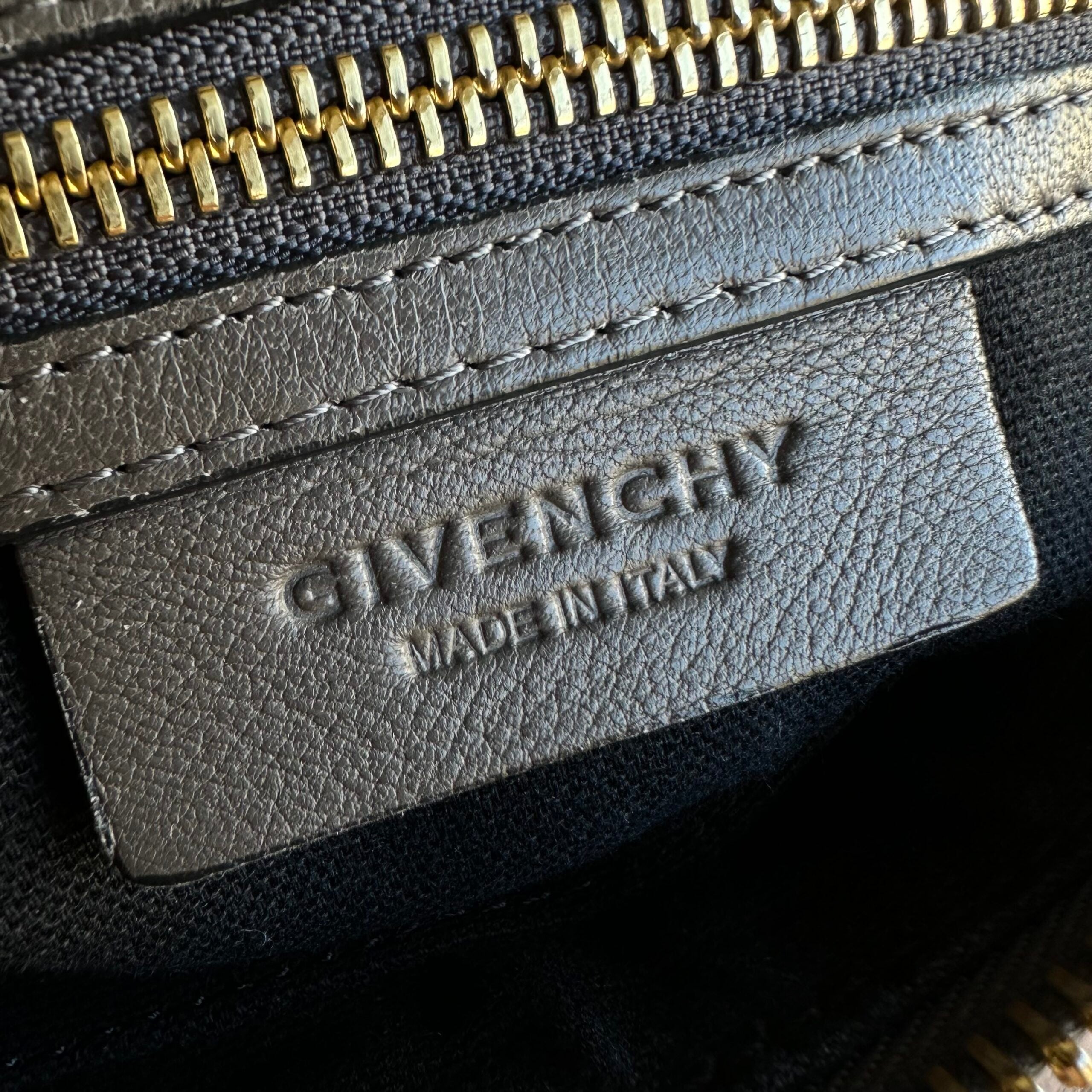 Givenchy borsa Pandora media