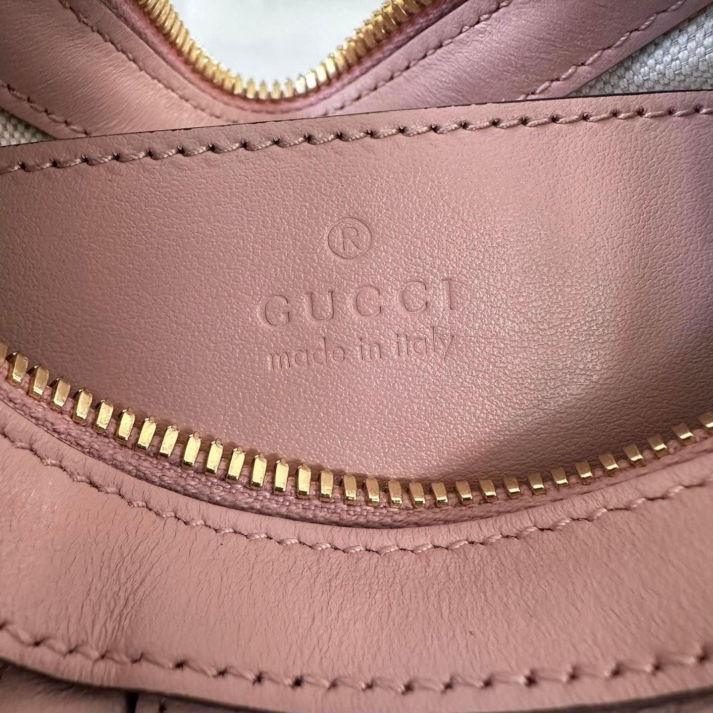 Gucci mini borsa GG in pelle matelassé