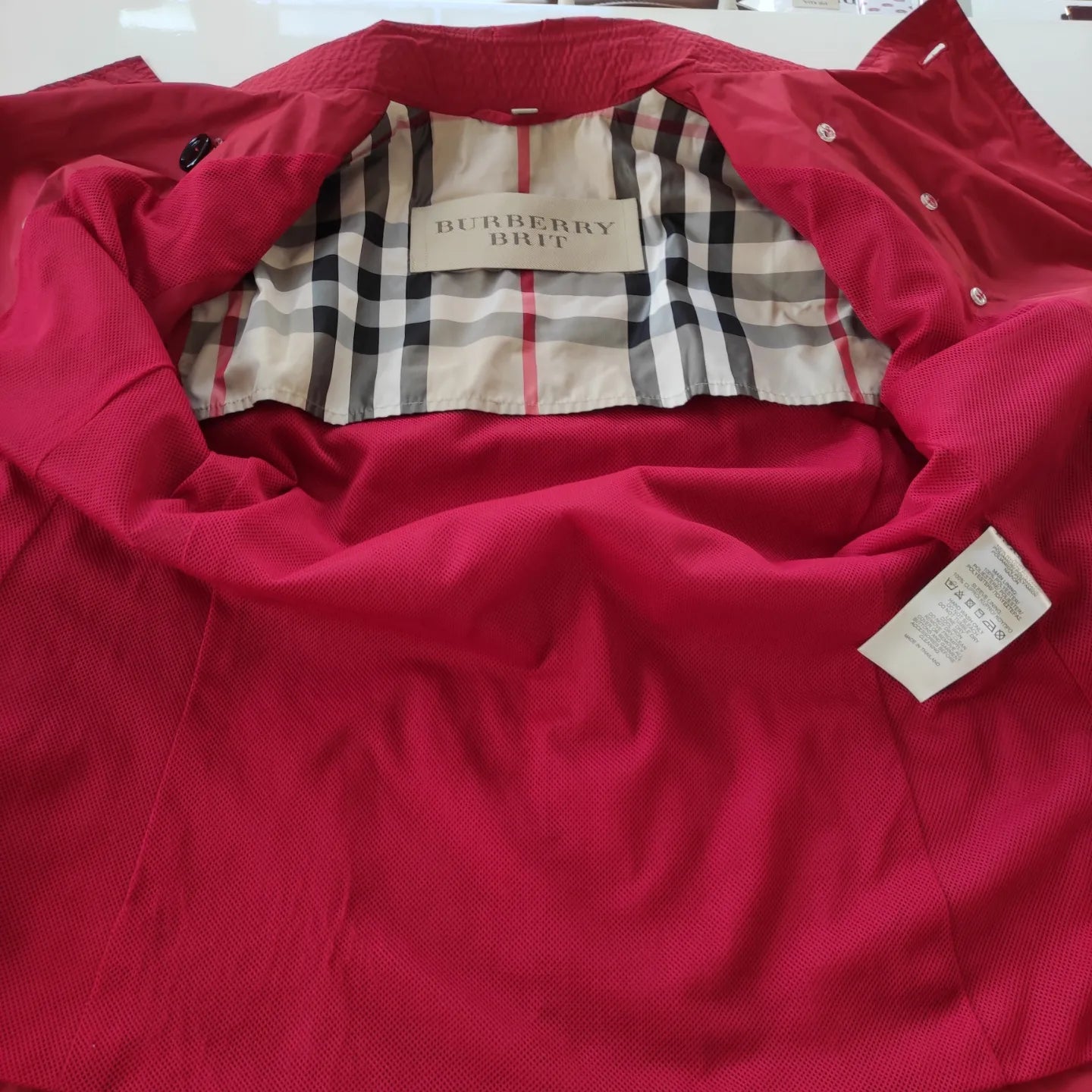 Trench corto Burberry Brit in nylon