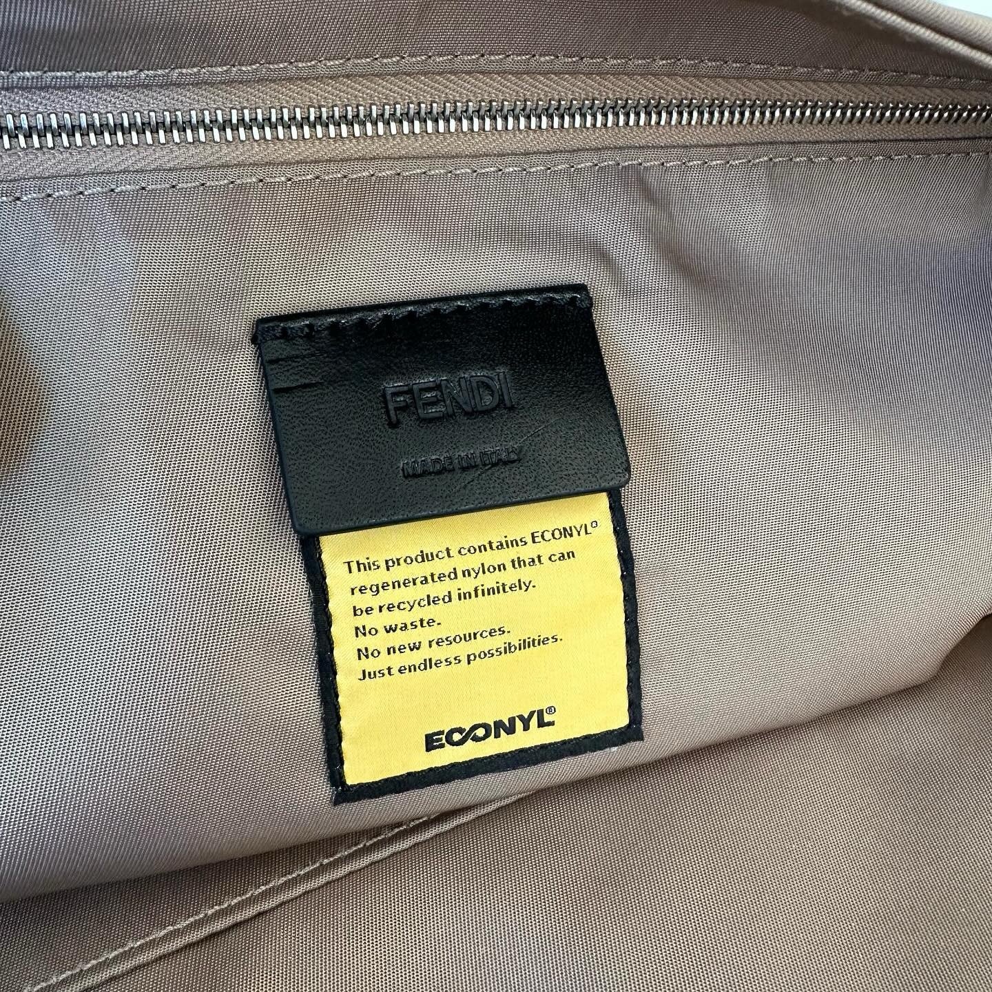 Fendi baguette Messenger grande