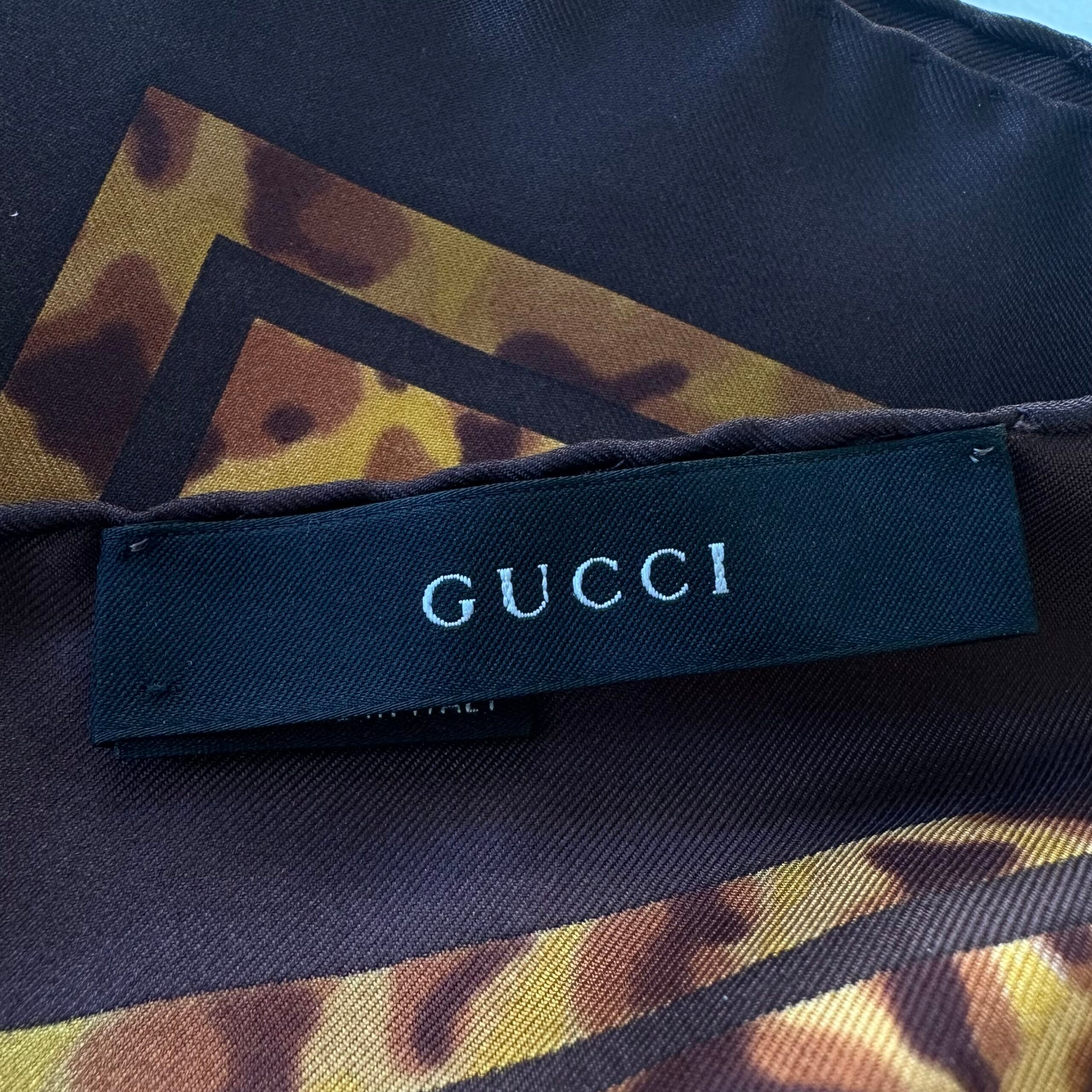 Gucci foulard maculato in seta