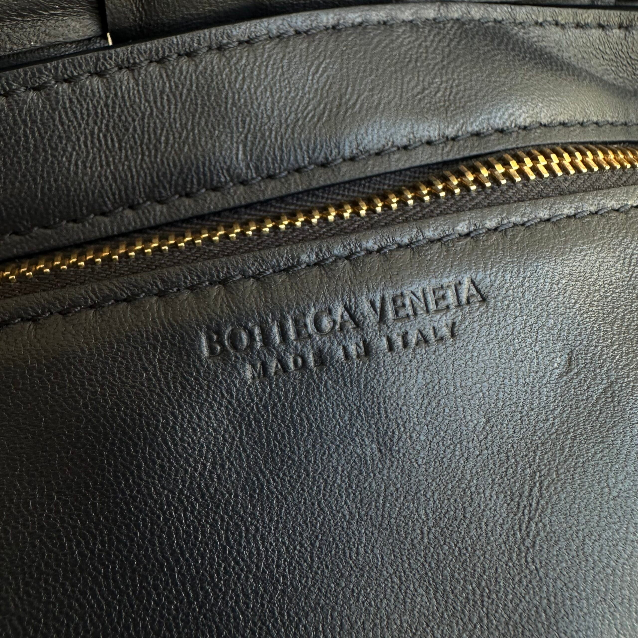 Bottega Veneta borsa Padded Cassette piccola