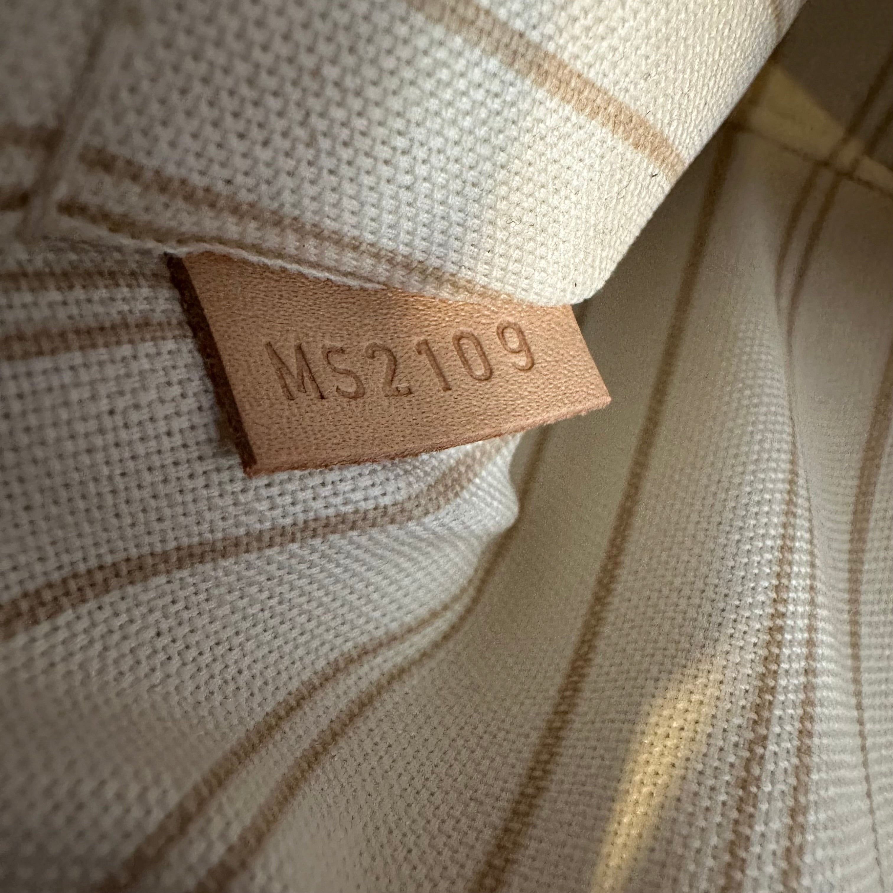 Louis Vuitton pochette Neverfull