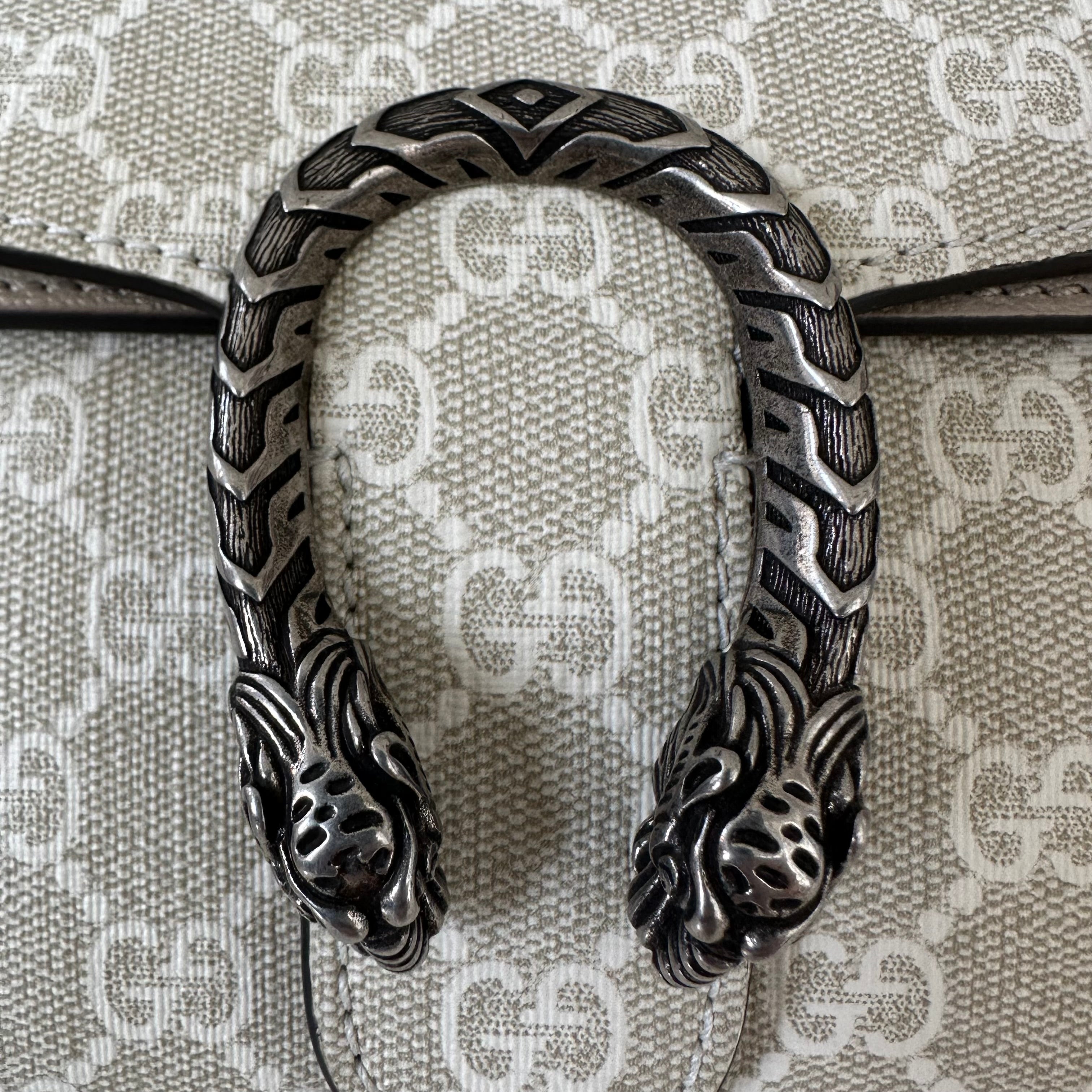 Gucci clutch Dionysus