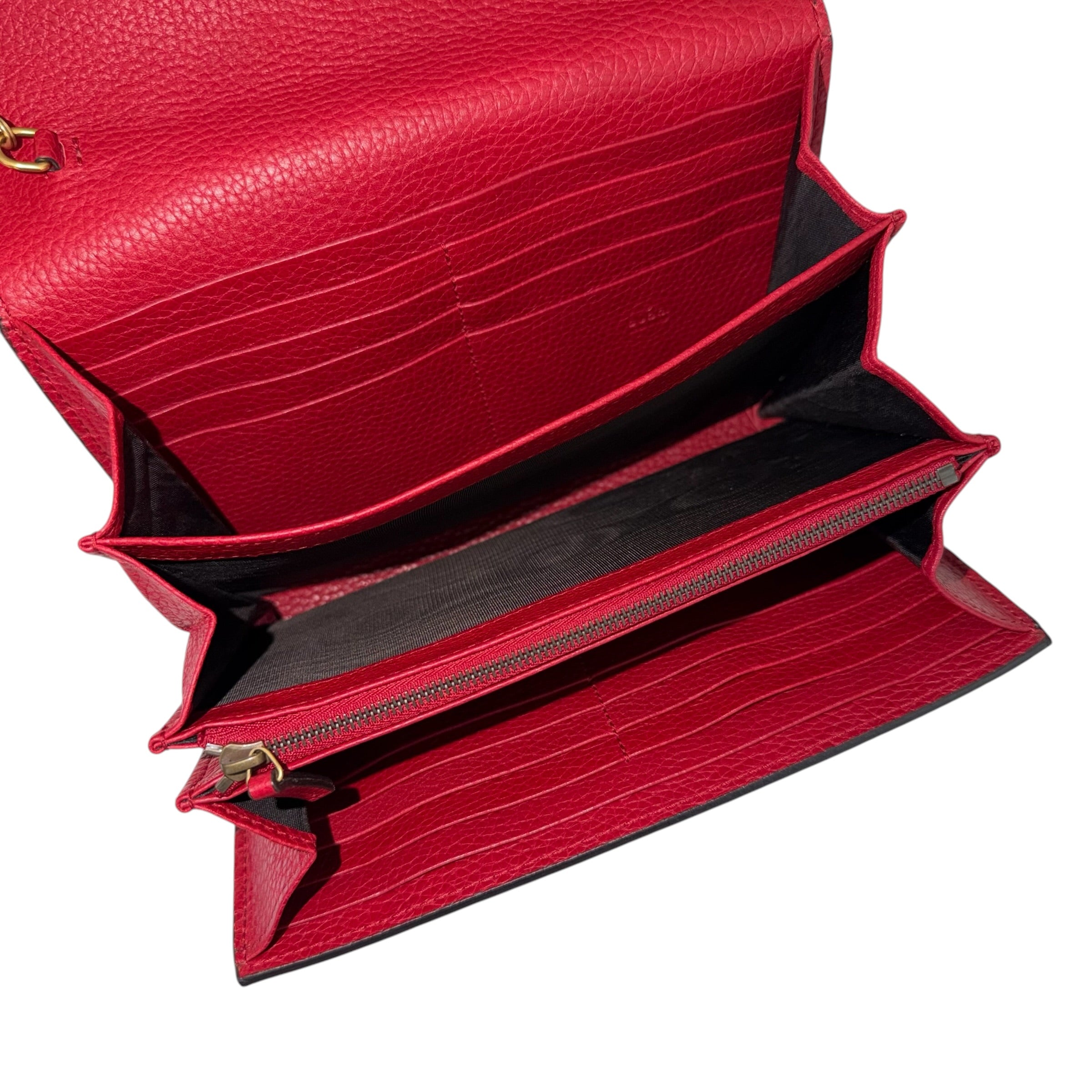 Gucci portafoglio GG Marmont con catena