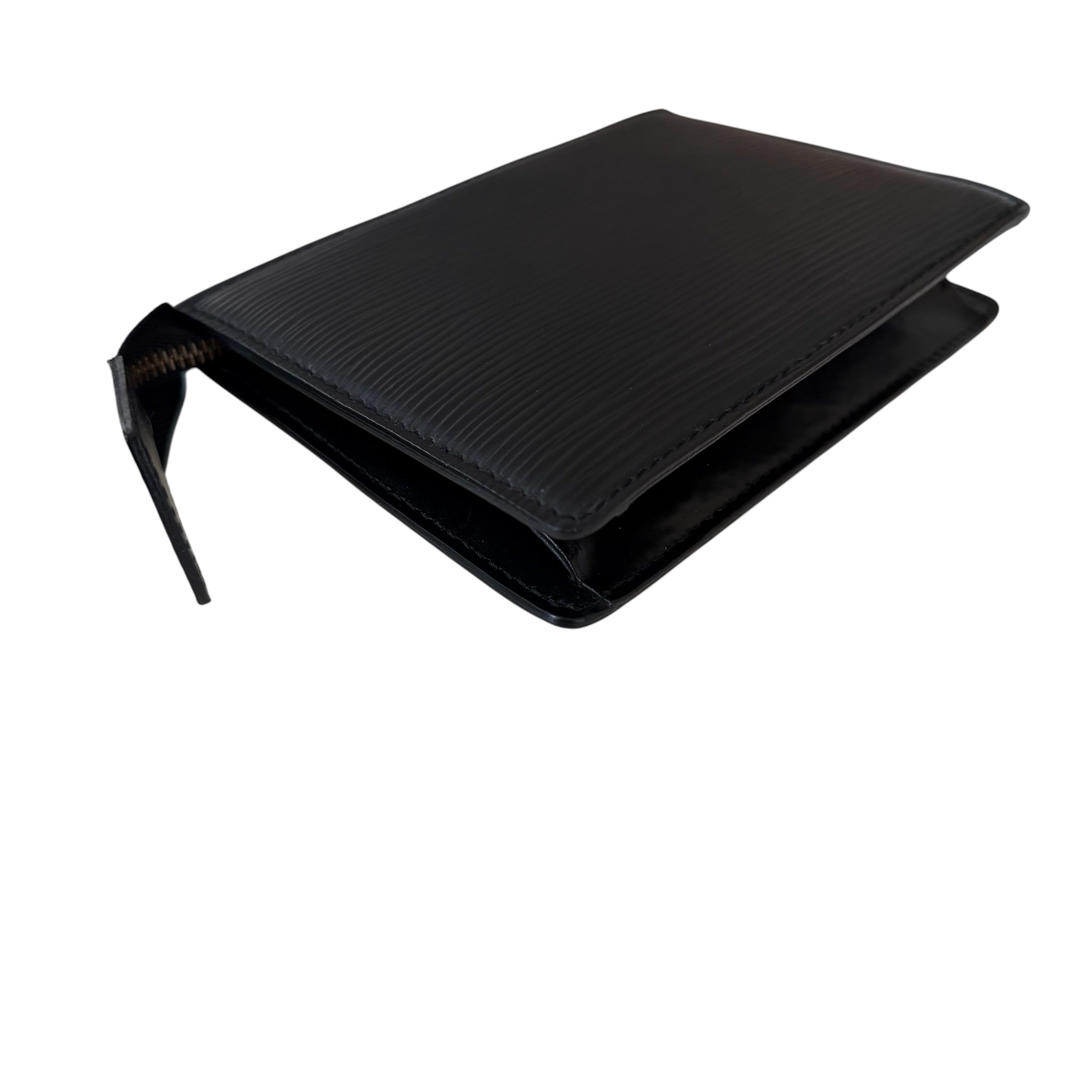 Louis Vuitton Trousse Toilette 15