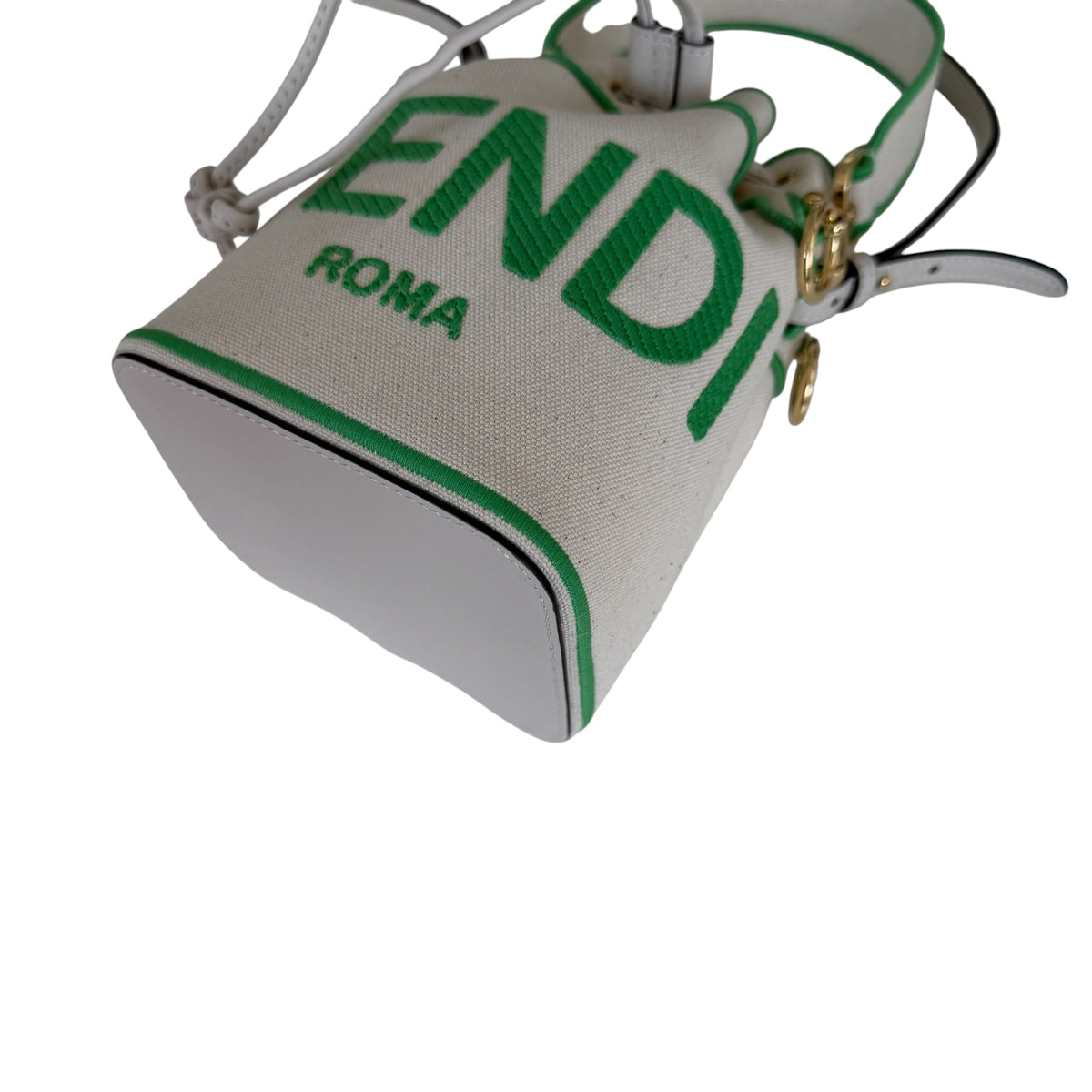 Fendi mini borsa a secchiello Mon Tresor
