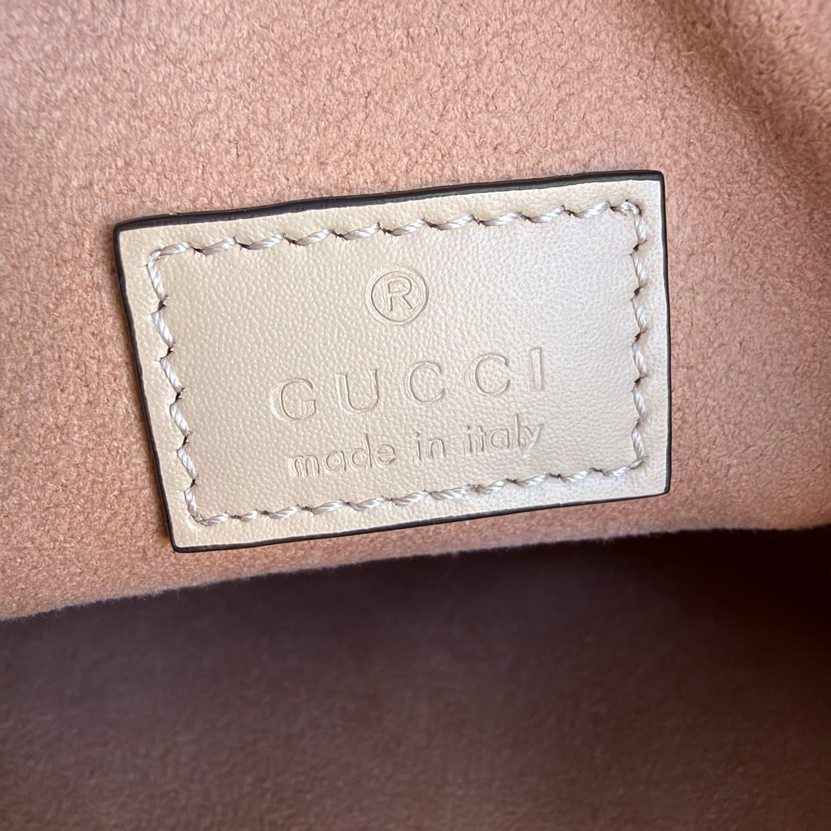 Gucci shopper super mini