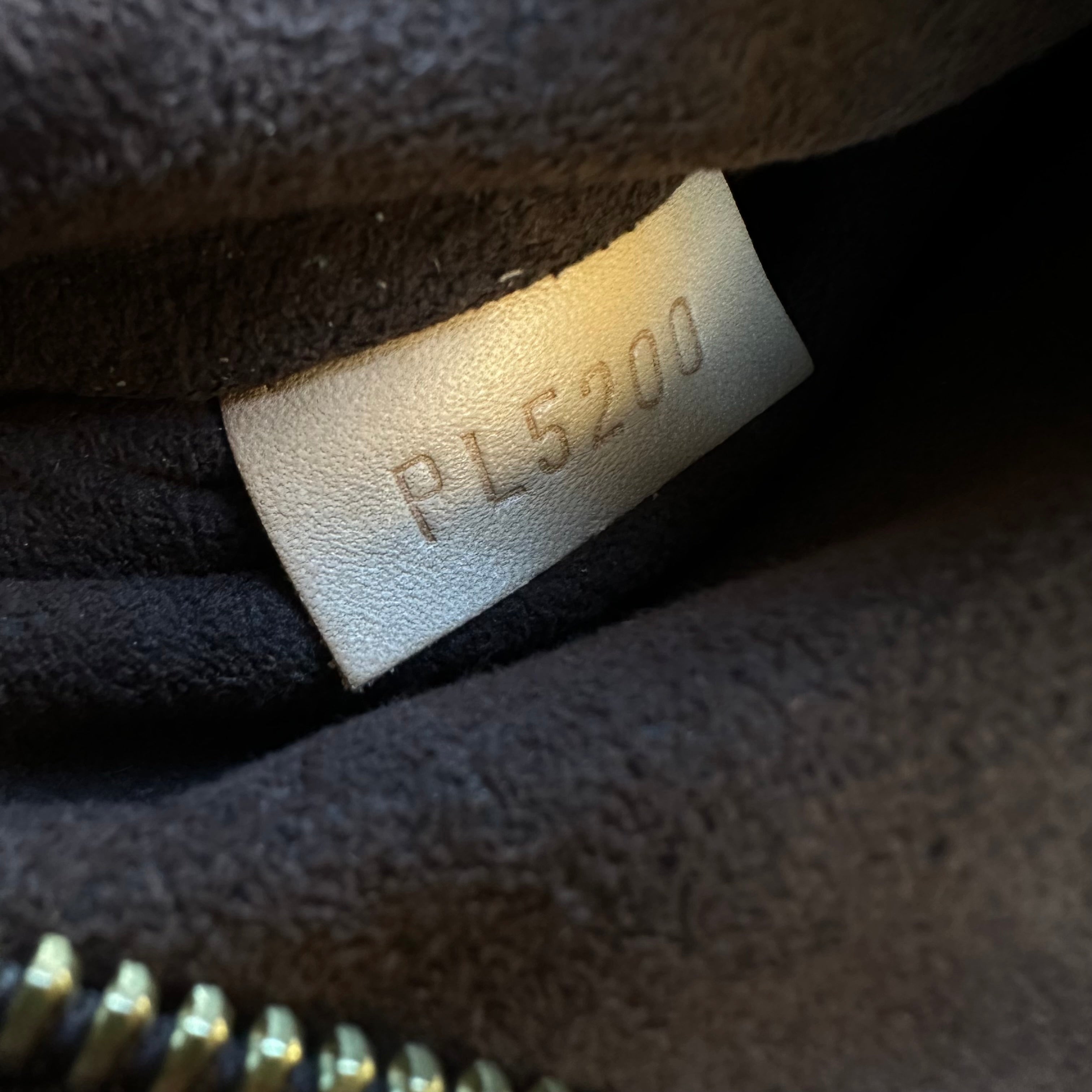 Louis Vuitton Pochette Metis