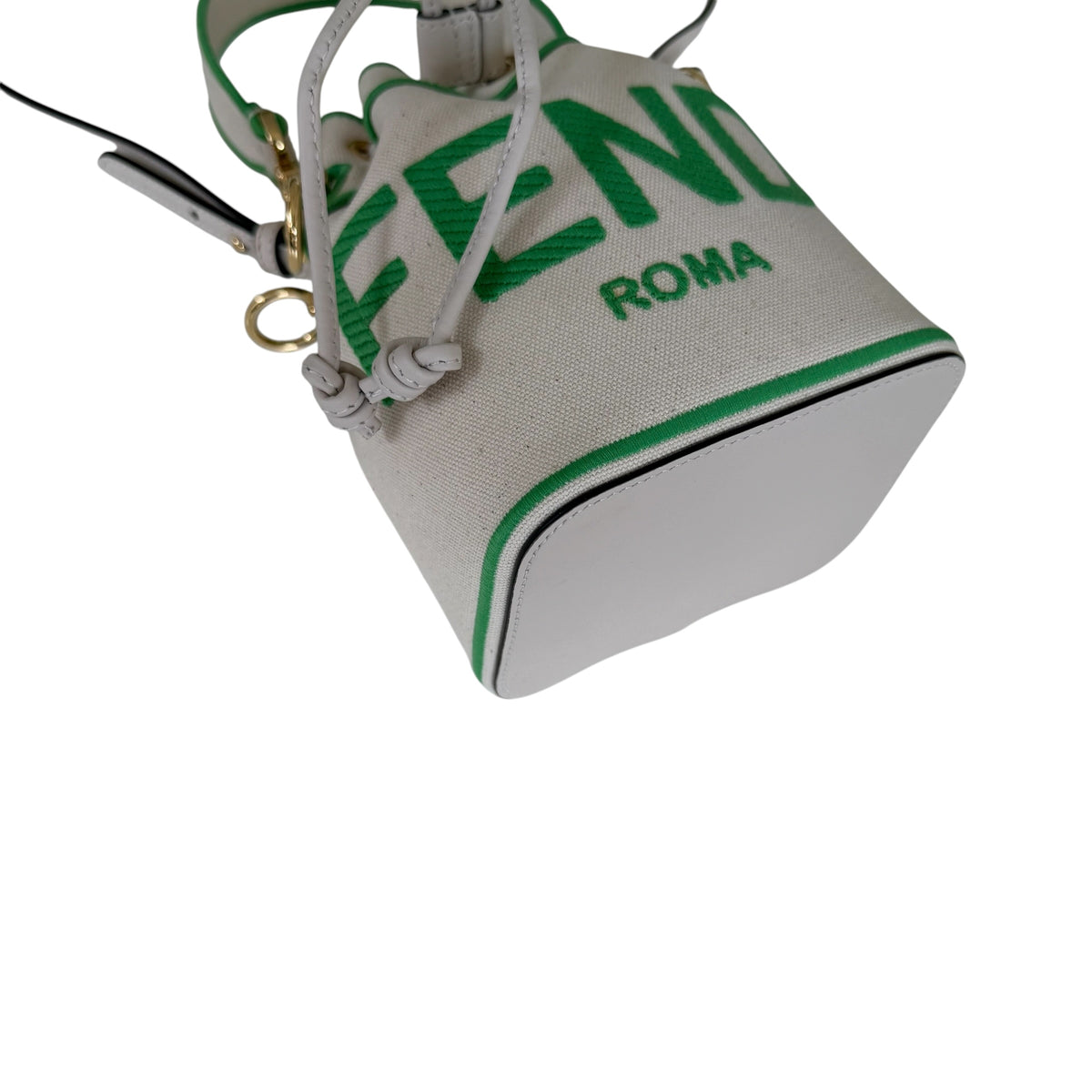 Fendi mini borsa a secchiello Mon Tresor