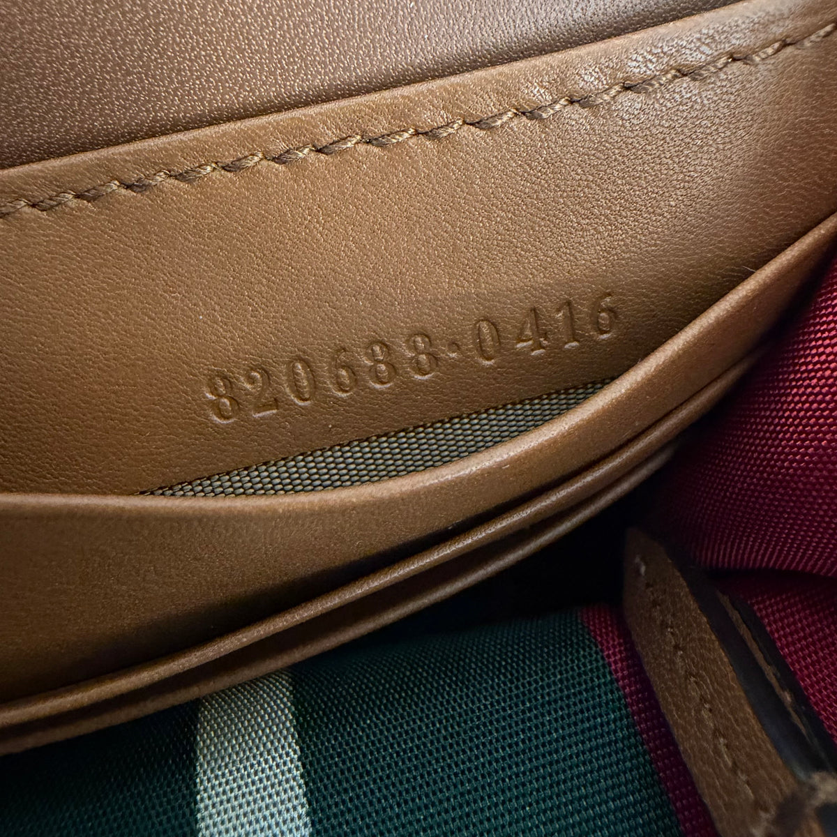 Gucci portafoglio GG Emblem con tracolla