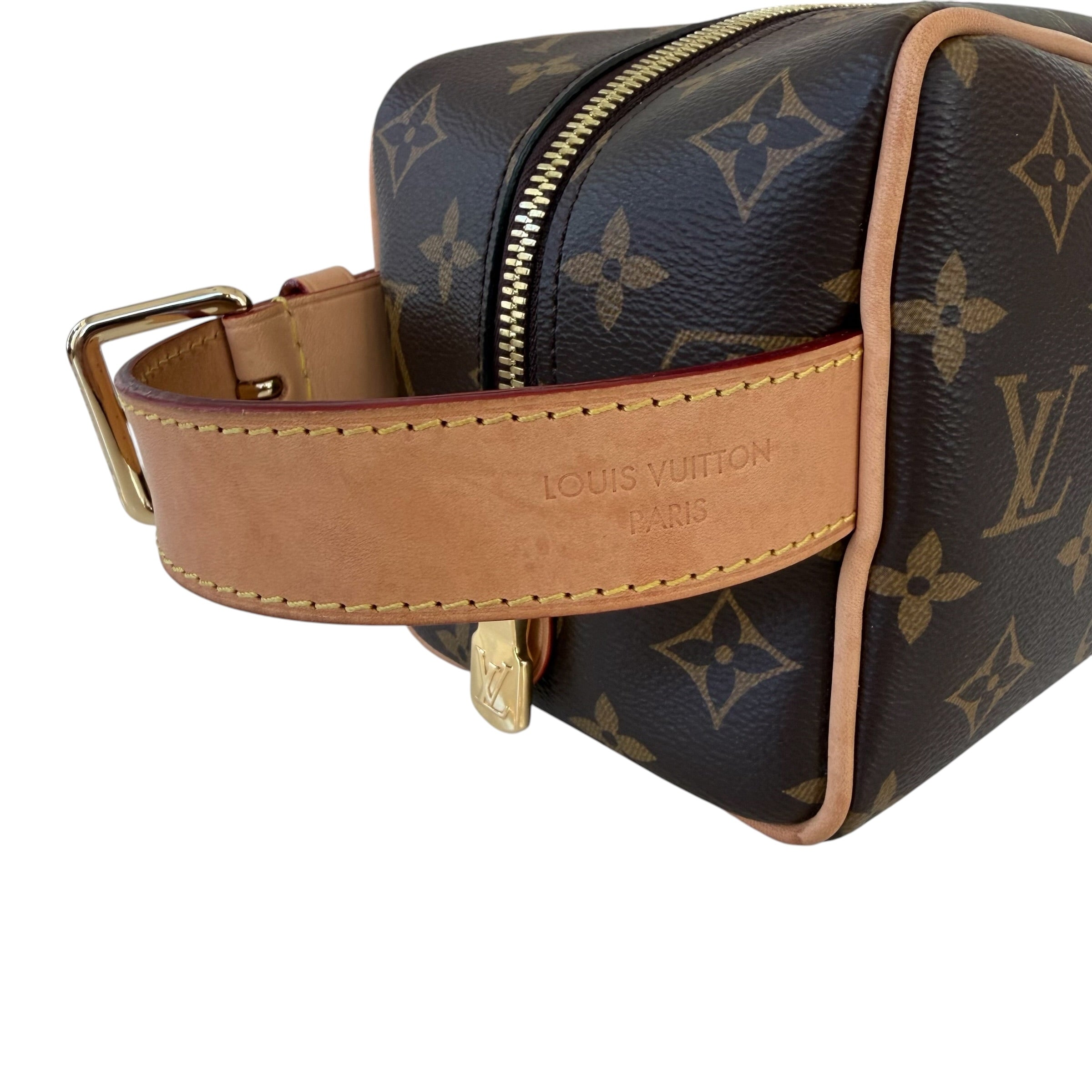 Louis Vuitton Trousse Toilette Locker Dopp Kit