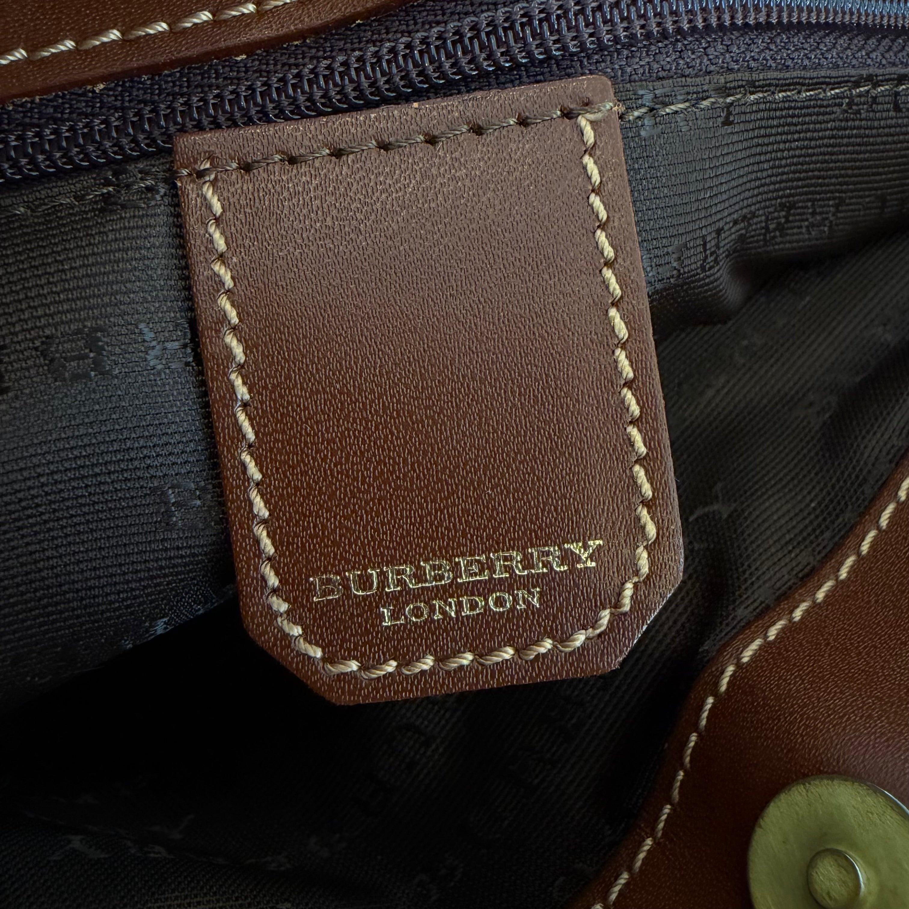 Burberry mini shopper vintage