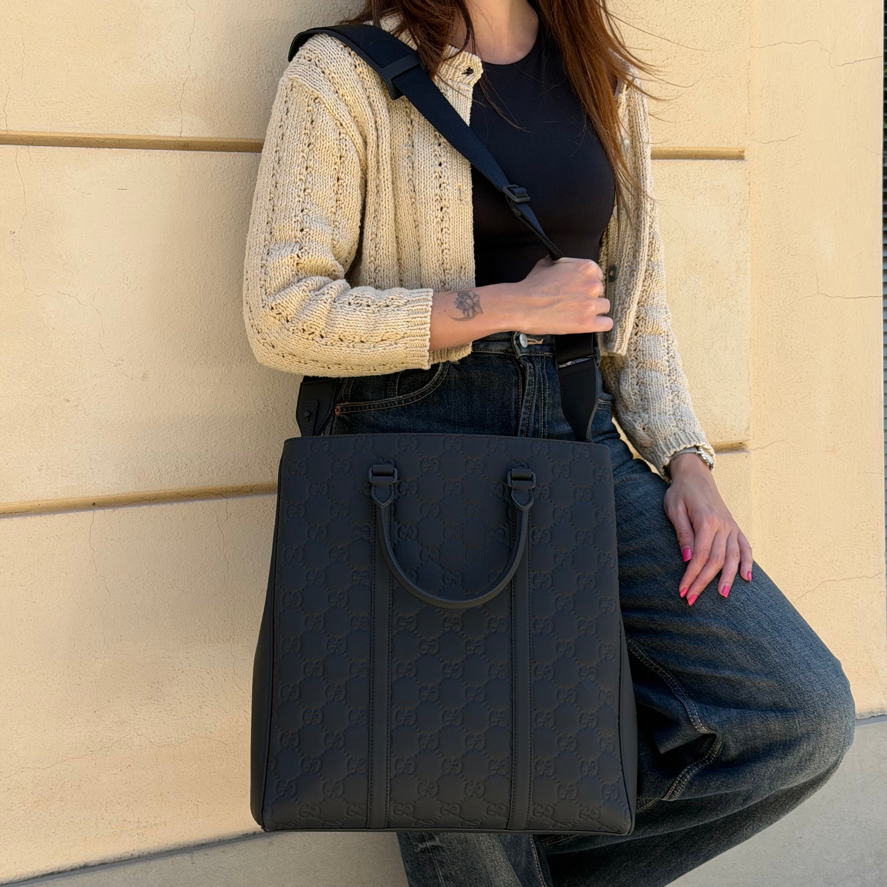 Gucci borsa shopping in pelle GG