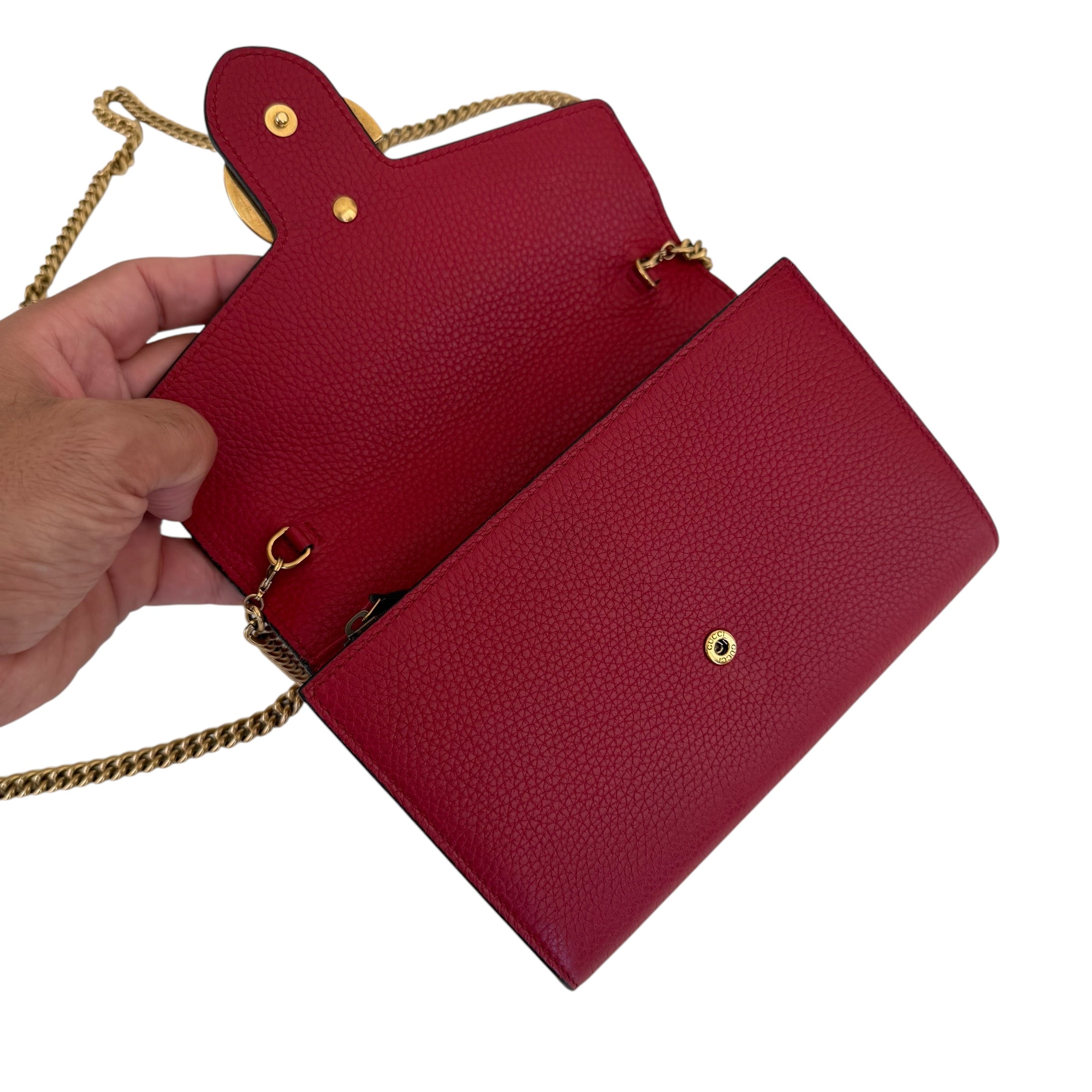 Gucci portafoglio GG Marmont con catena