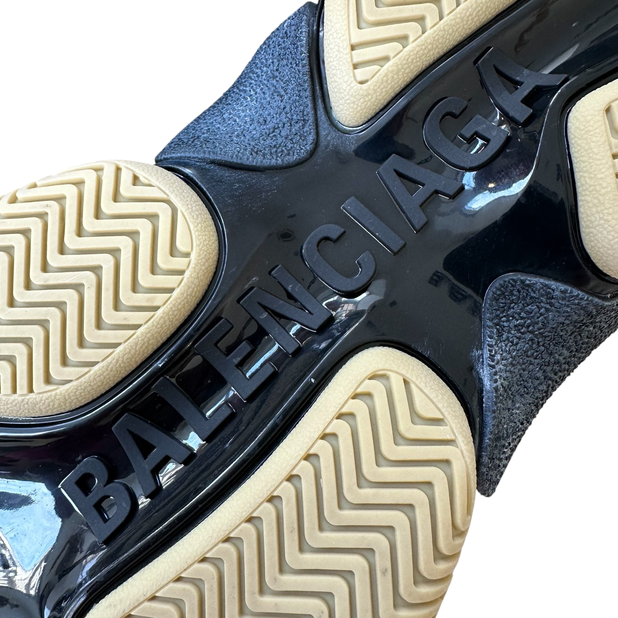 Balenciaga x Gucci sneaker Triple S