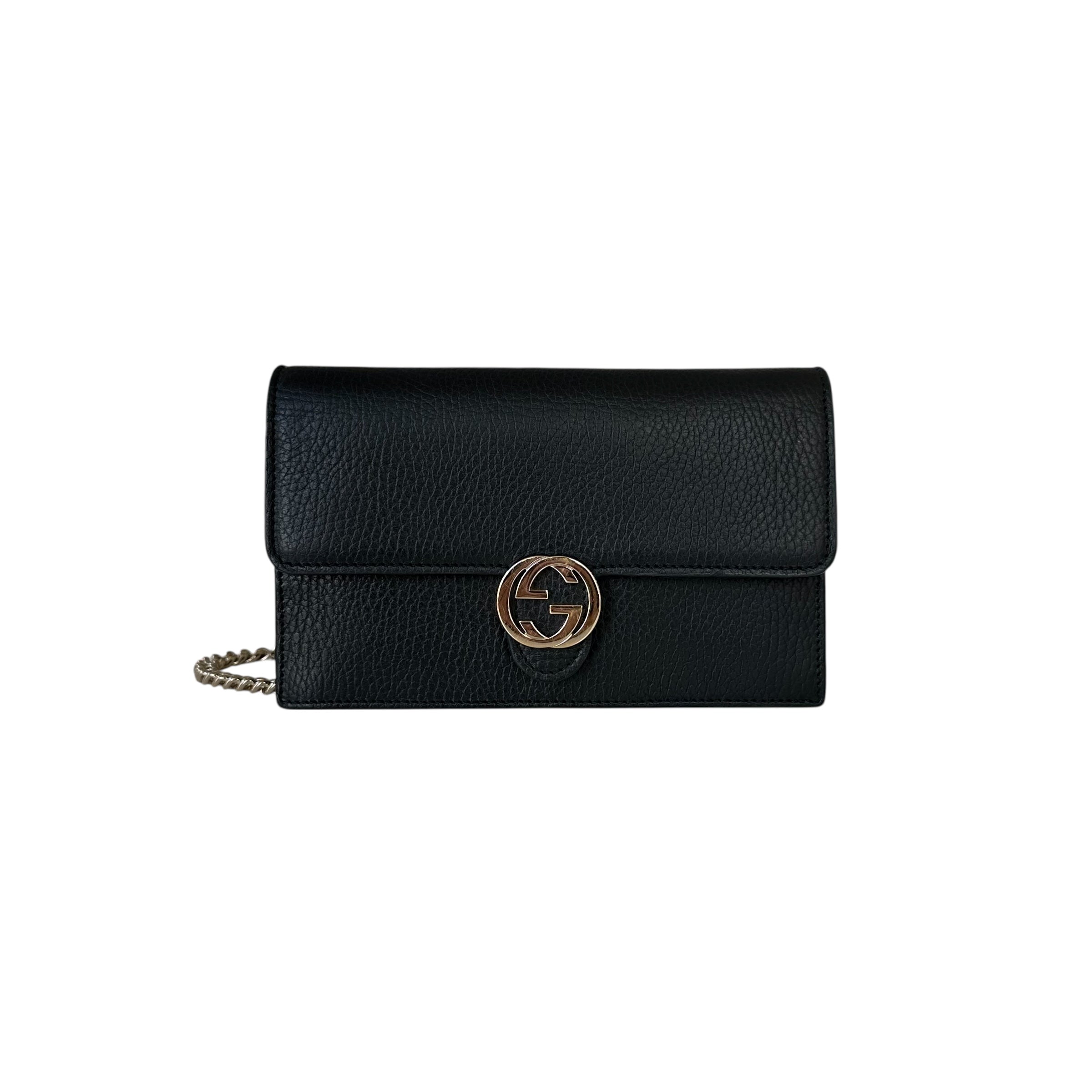Gucci portafoglio con catena Interlocking