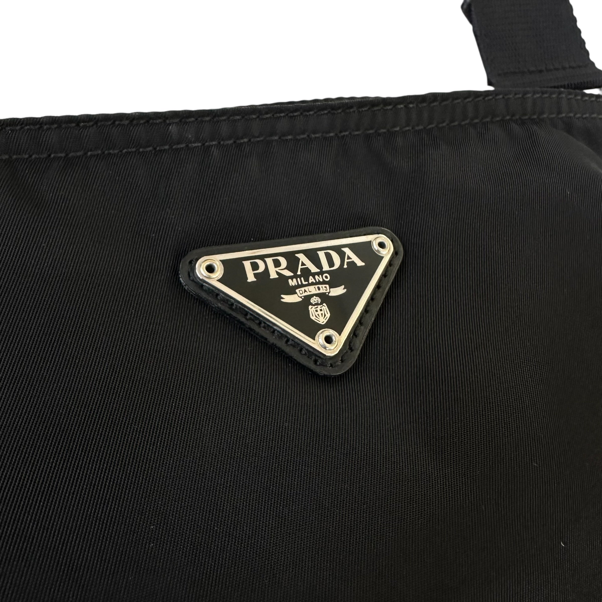 Prada Messenger