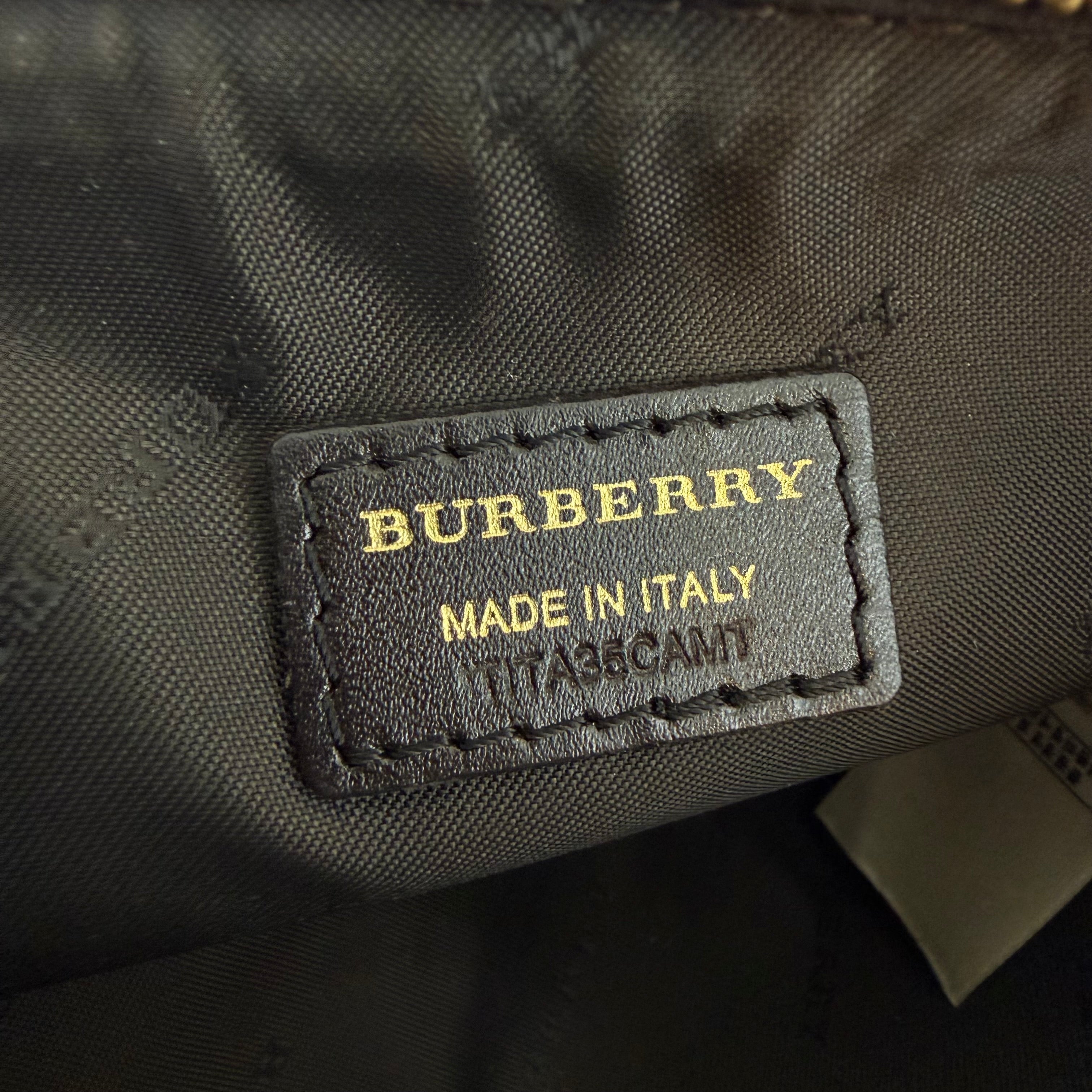 Burberry trousse