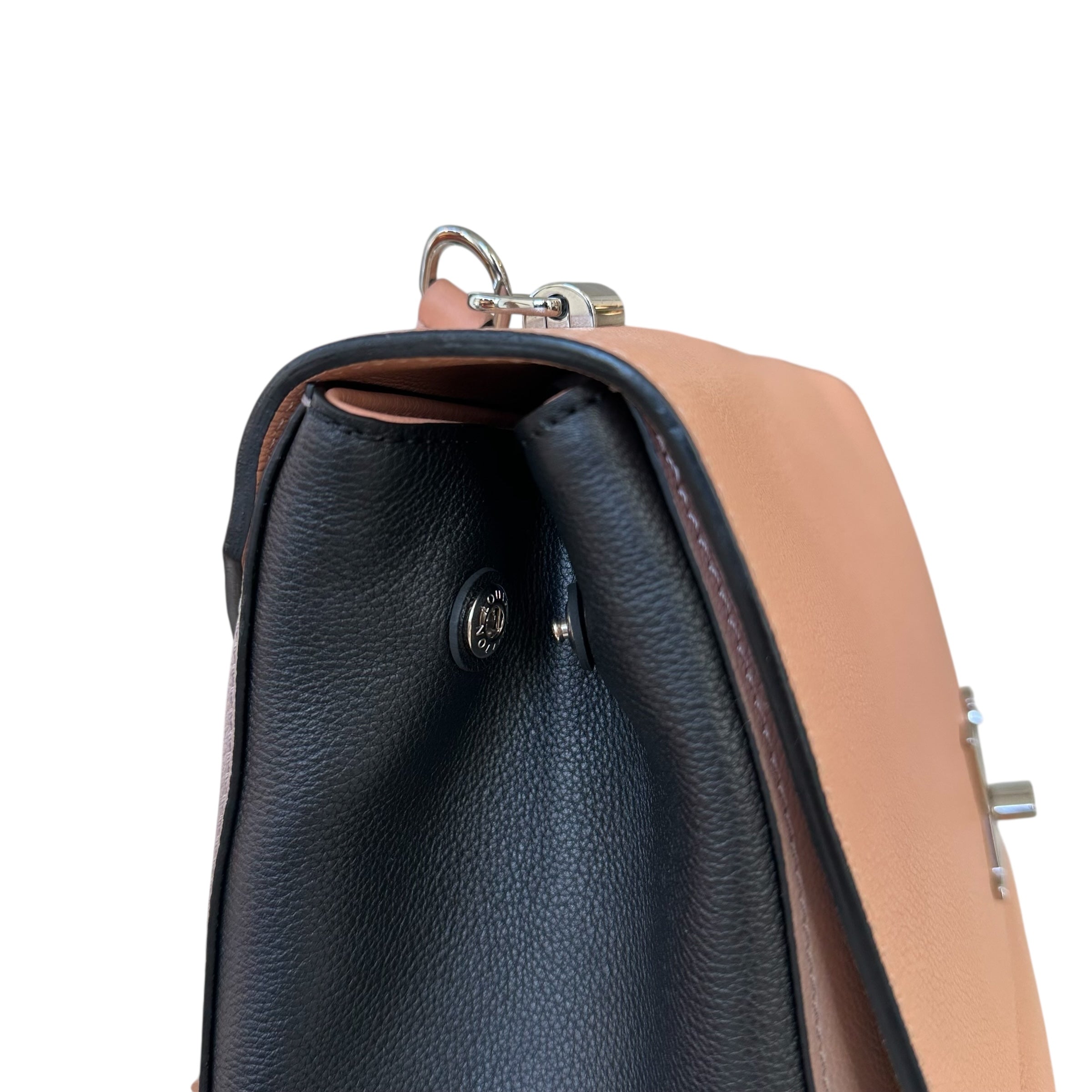 Louis Vuitton borsa LockMe II Venus