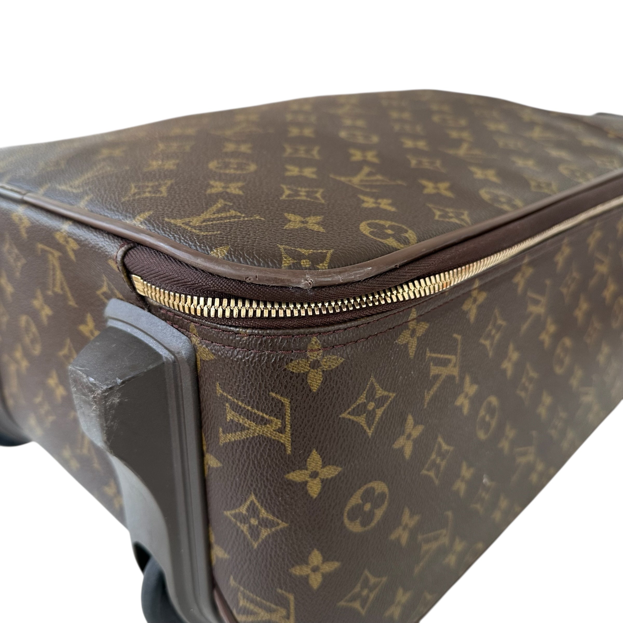 Louis Vuitton Trolley Pégase 45