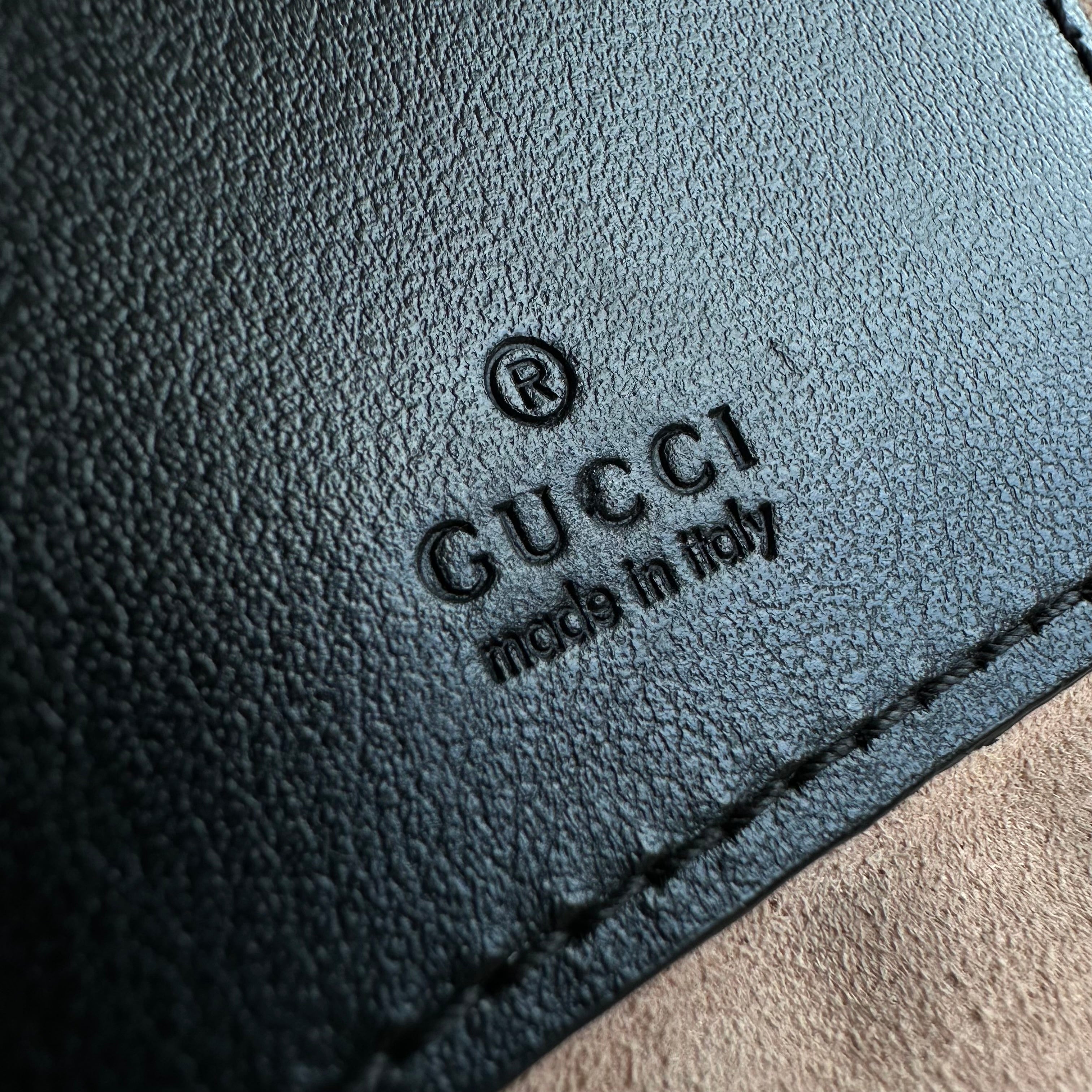 Gucci mini borsa a secchiello GG Marmont
