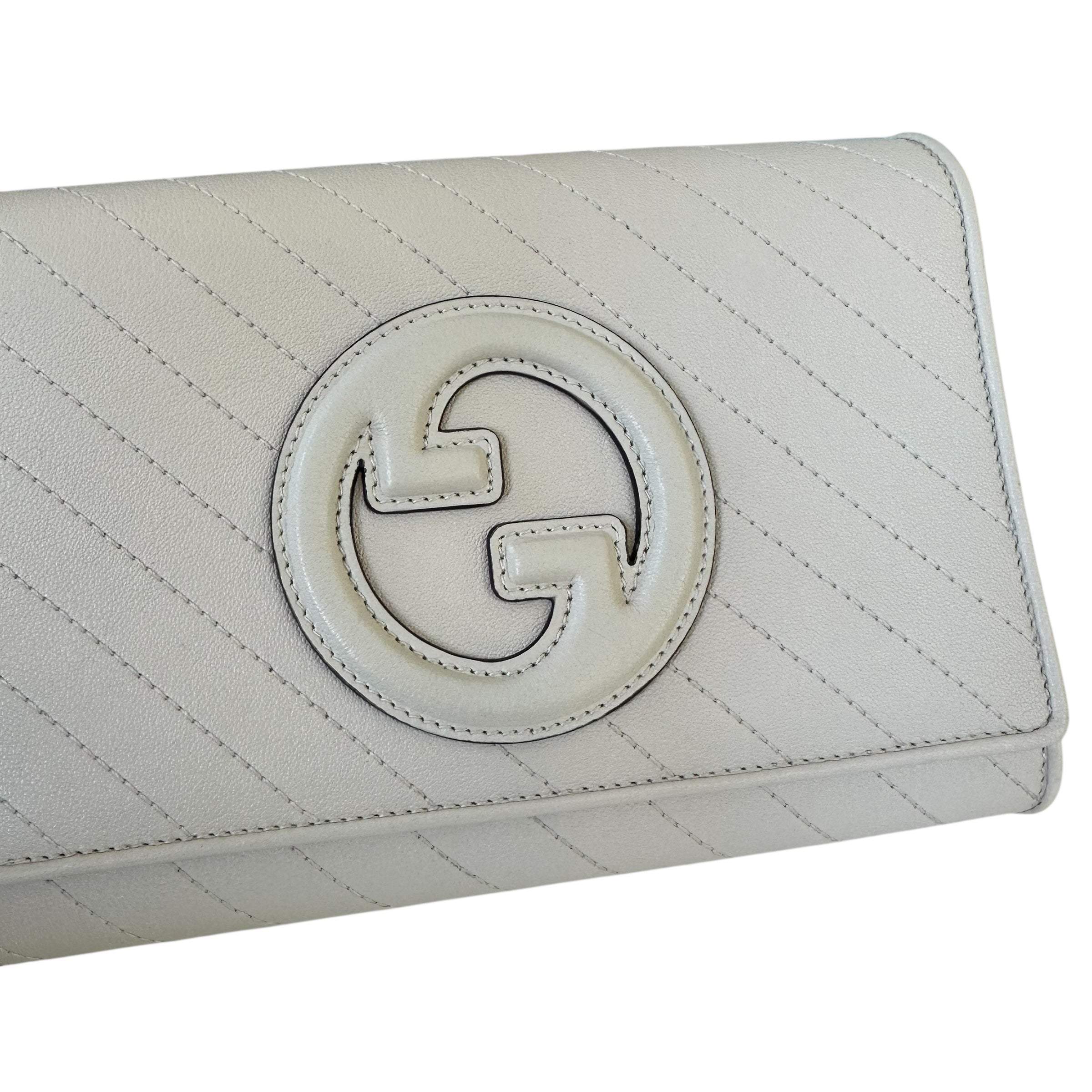 Gucci portafoglio con catena Blondie