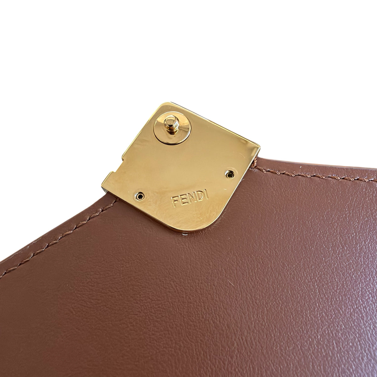 Fendi portafoglio con catena