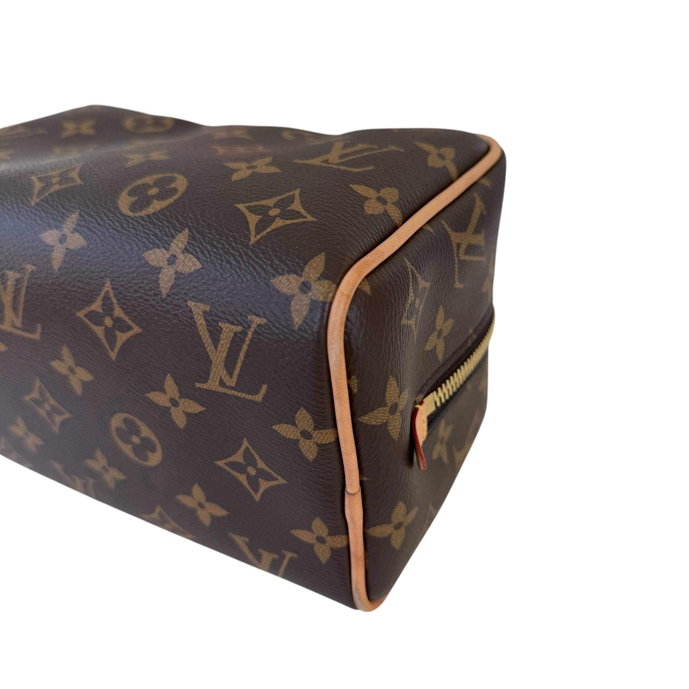 Louis Vuitton Trousse Toilette Locker Dopp Kit
